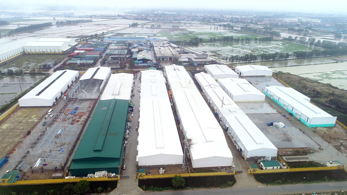 xuat nhap khau kim loai,  phat trien ben vung anh 3