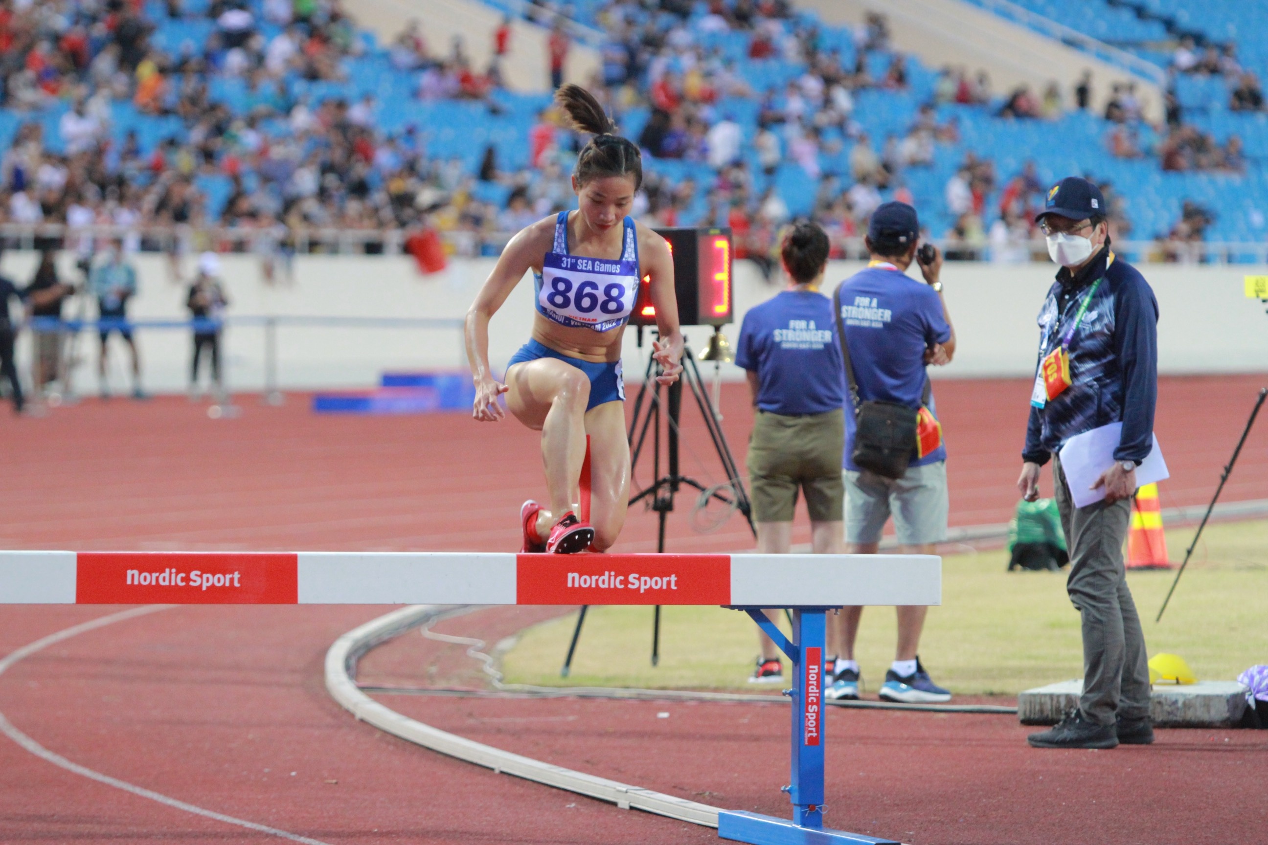 nha vo dich SEA Games,  Nestle Milo anh 2