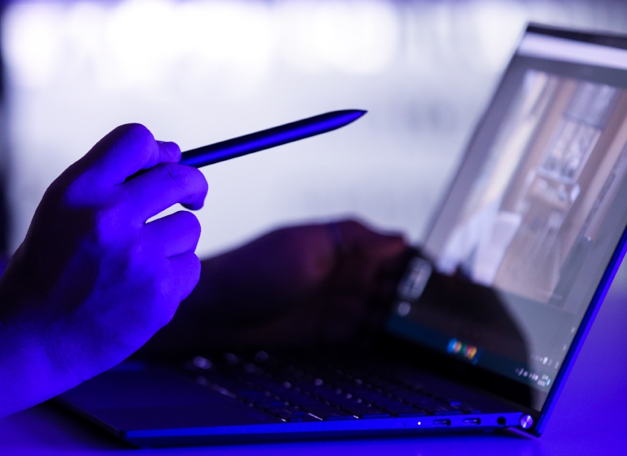 Asus,  Zenbook anh 5