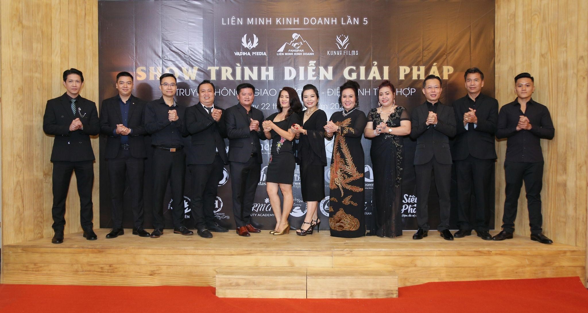 Phá vây ảnh 5 Pha vay anh 5