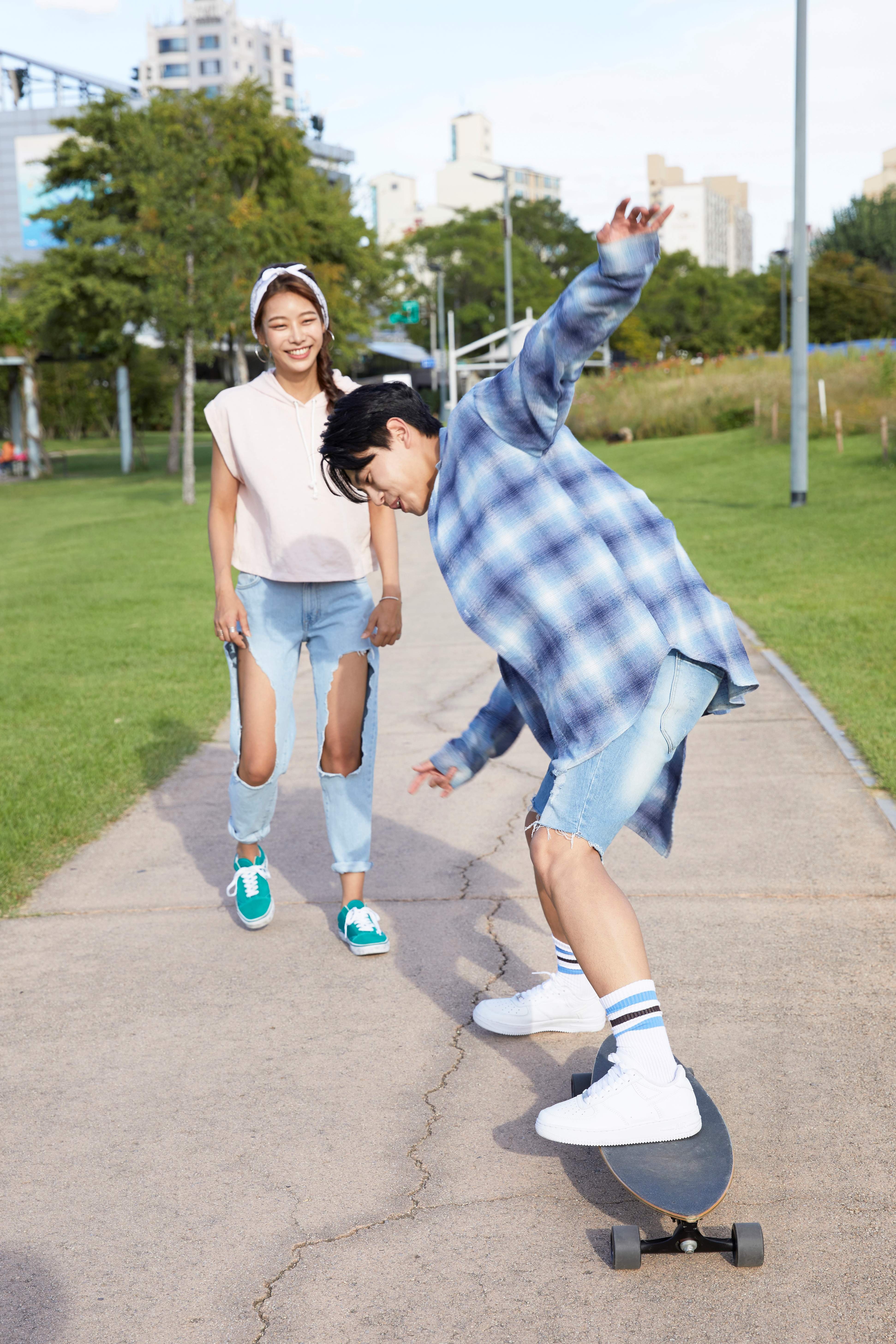 Vinamilk,  YoMilk,  gu Z anh 2