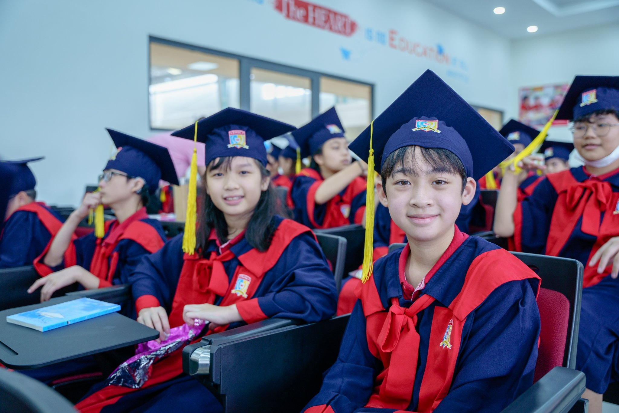 Royal School ảnh 2 Royal School anh 2