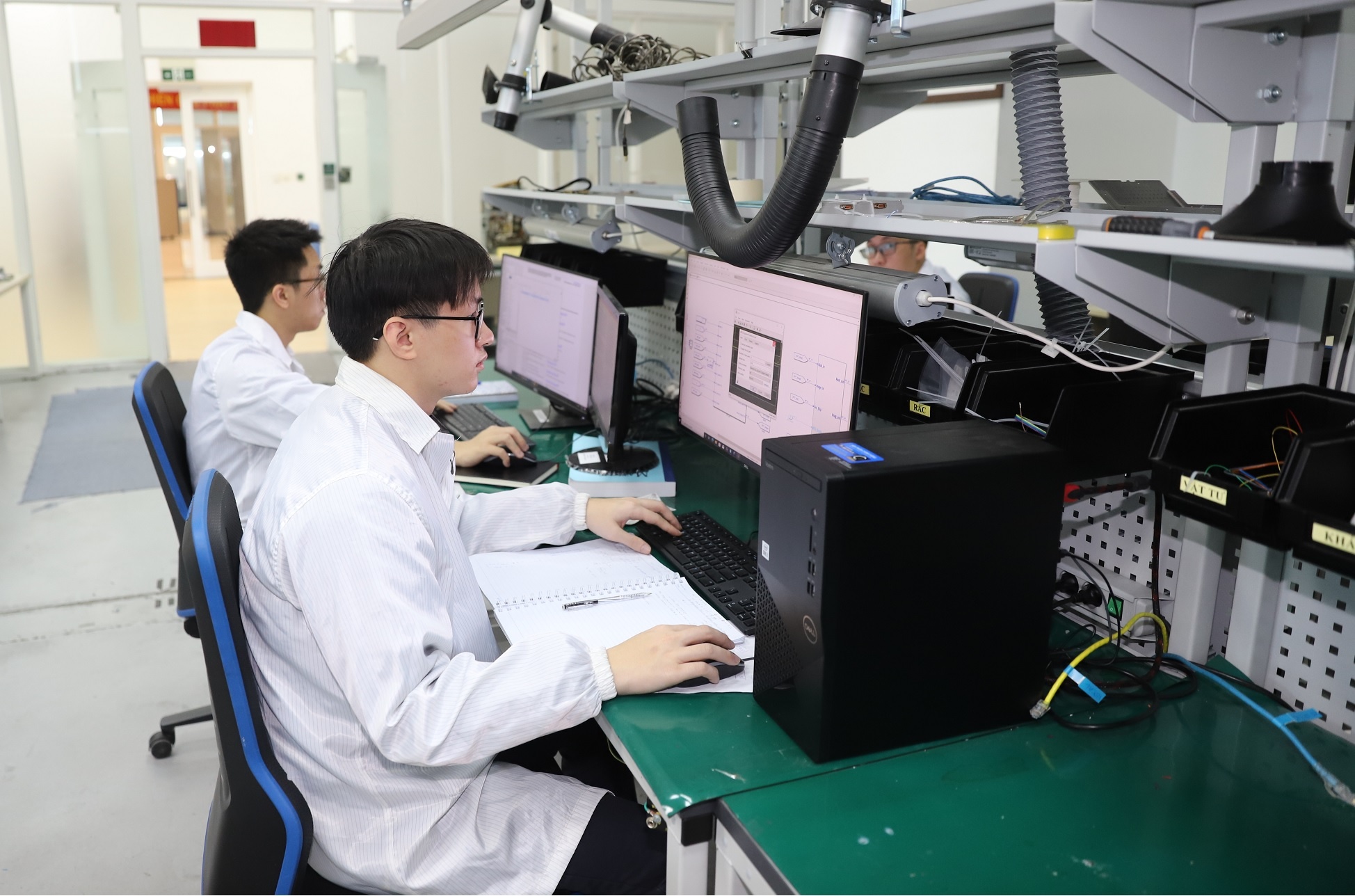 Nhung sang che tu tinh than ‘that bai thi lam lai’ o Viettel hinh anh