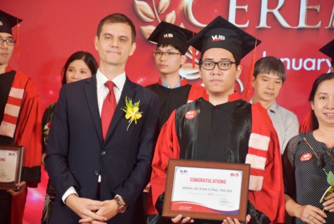 học tiếng Anh,  Anh văn hội Việt Mỹ  ảnh 1 hoc tieng Anh,  Anh van hoi Viet My anh 1