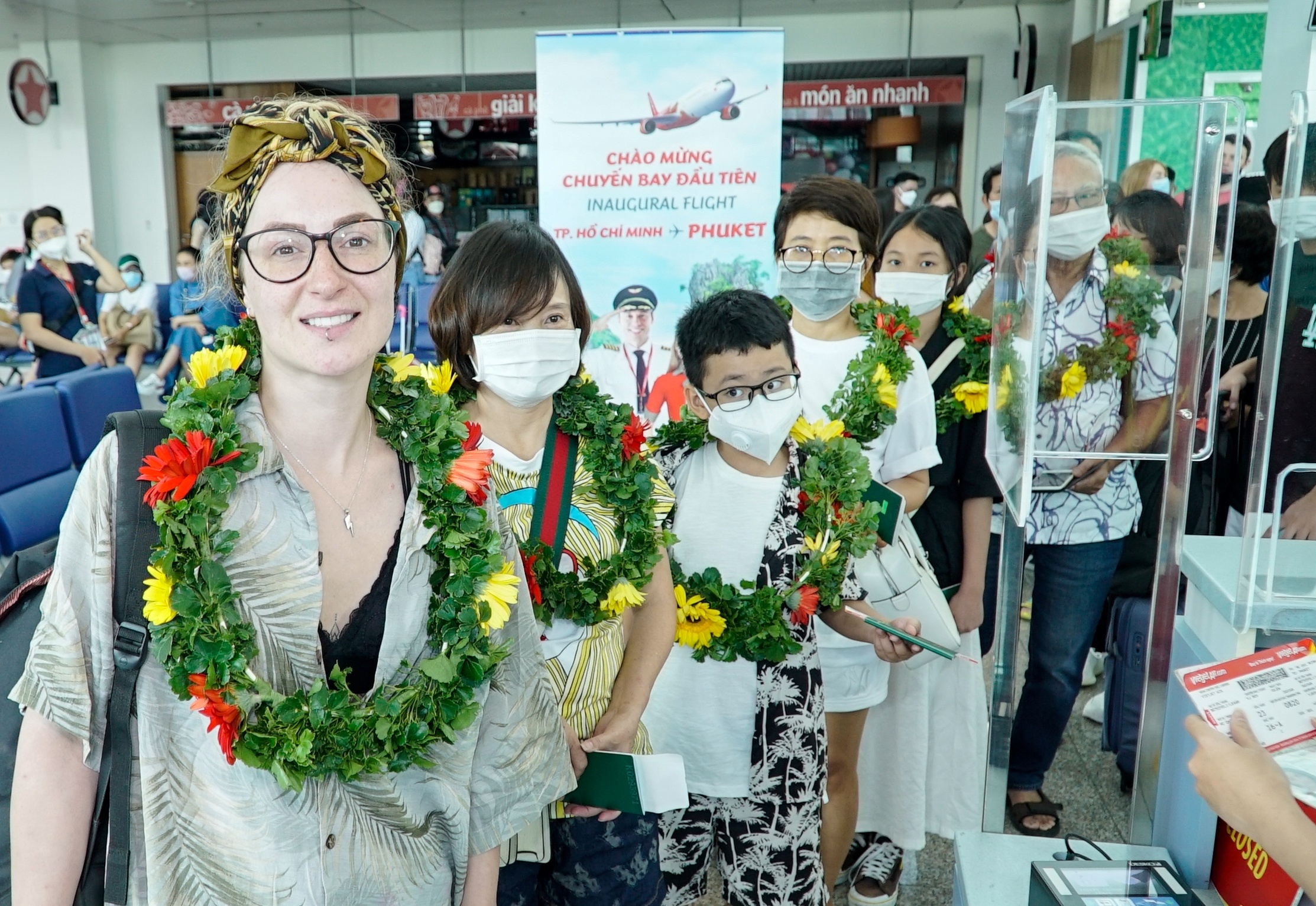 Tu TP.HCM bay den bien Phuket Thai Lan de dang voi Vietjet hinh anh