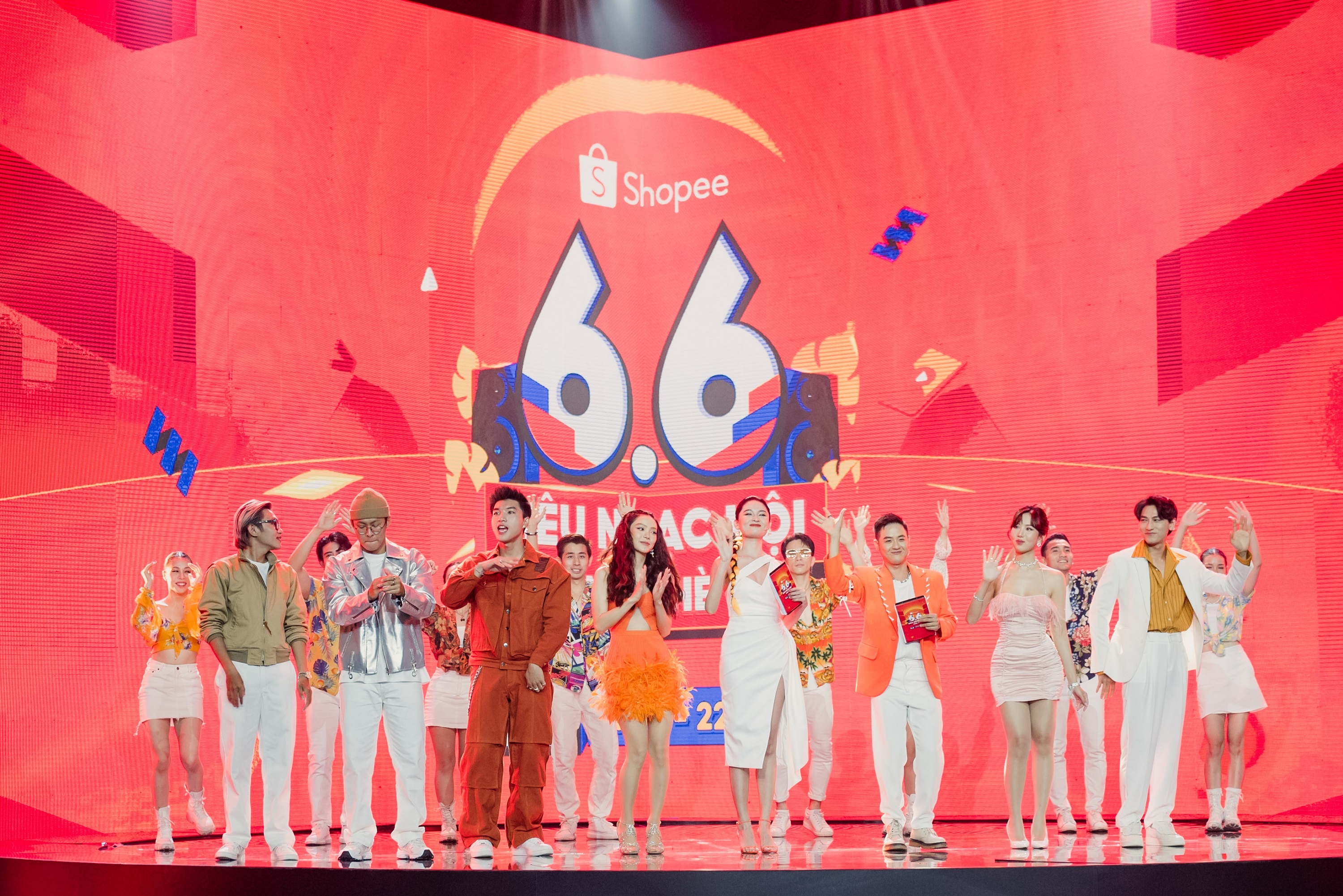 6.6 Sale Giua Nam,  Minh Hang anh 5