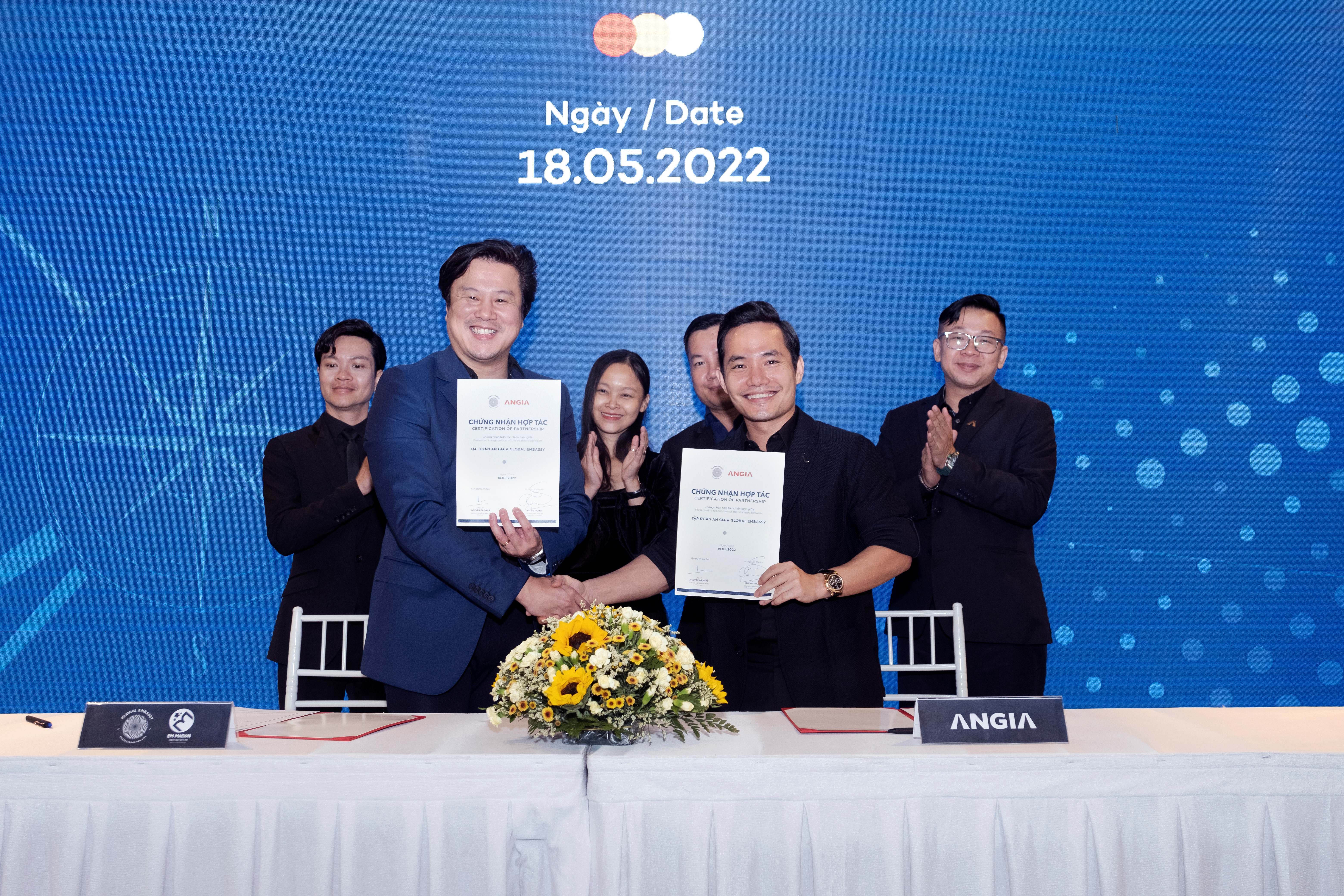 An Gia,  The Standard anh 2