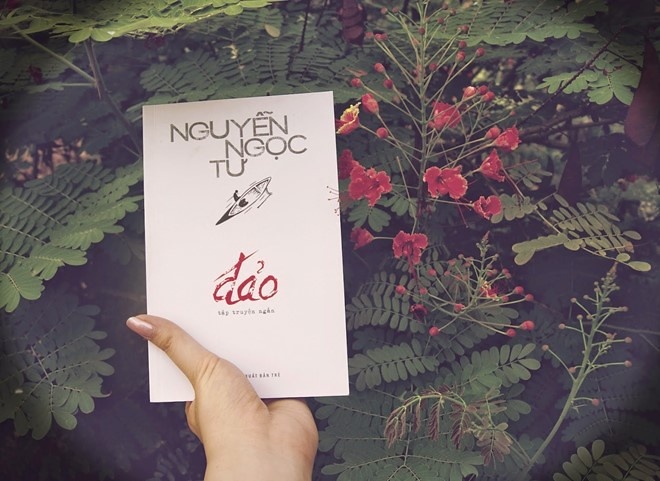 Bien mat o Thu Vien anh 1