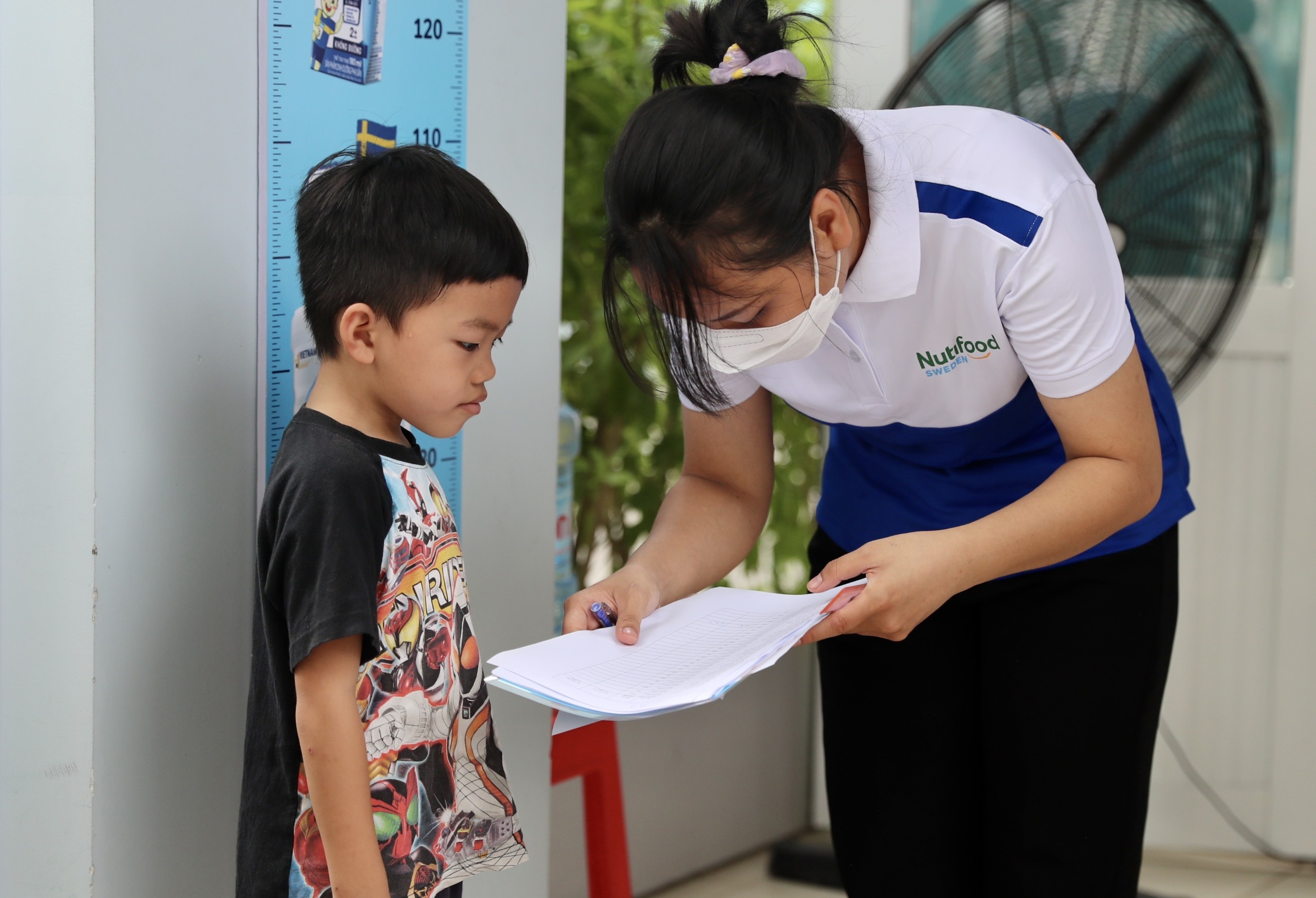 Hon 1.000 tre va phu huynh cap nhat kien thuc thua can, beo phi hinh anh