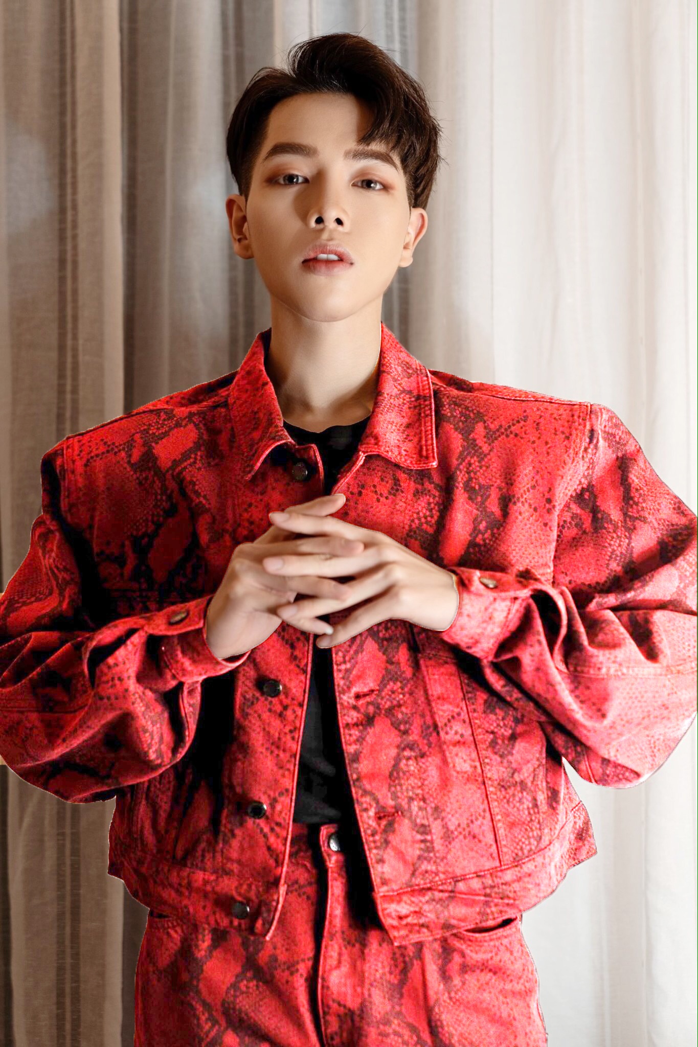 VR by night - Beyond the legend anh 3