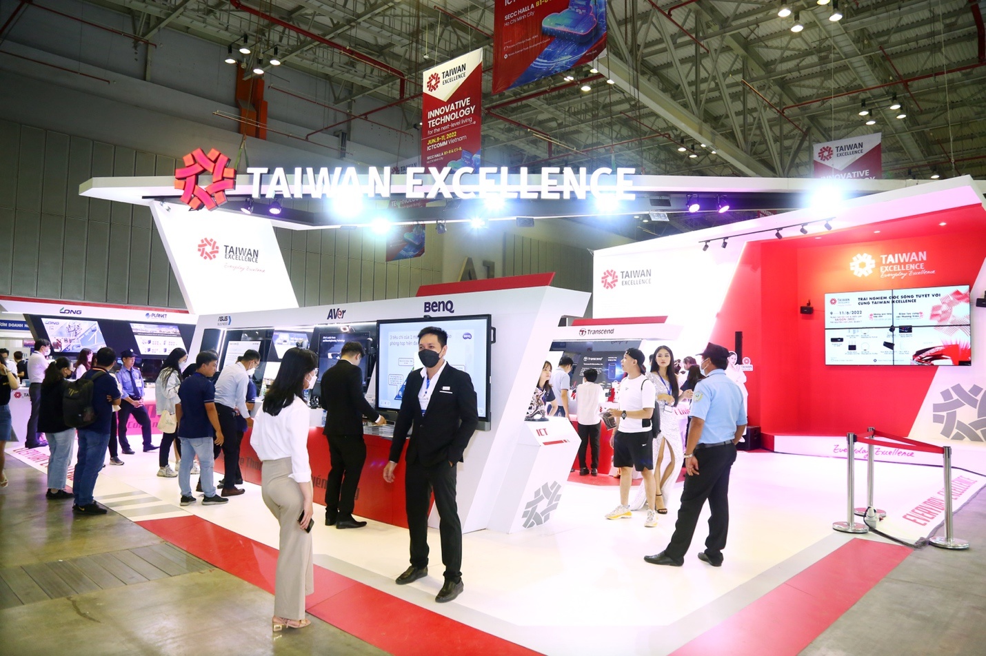 Trien lam ICTCOMM 2022,  Taiwan Excellence anh 2