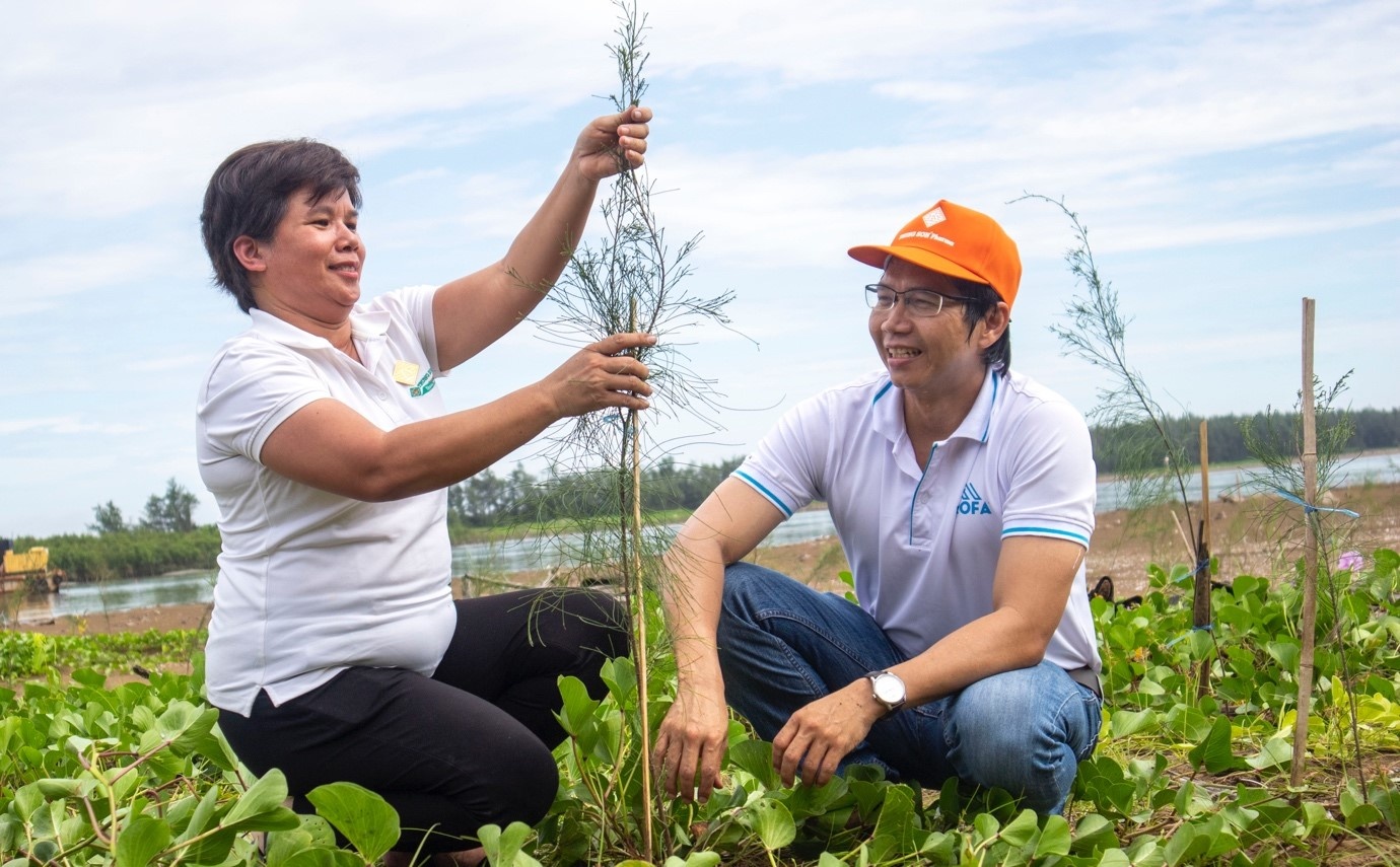Trung Son Pharma khoi dong hanh trinh phu xanh mien Tay hinh anh