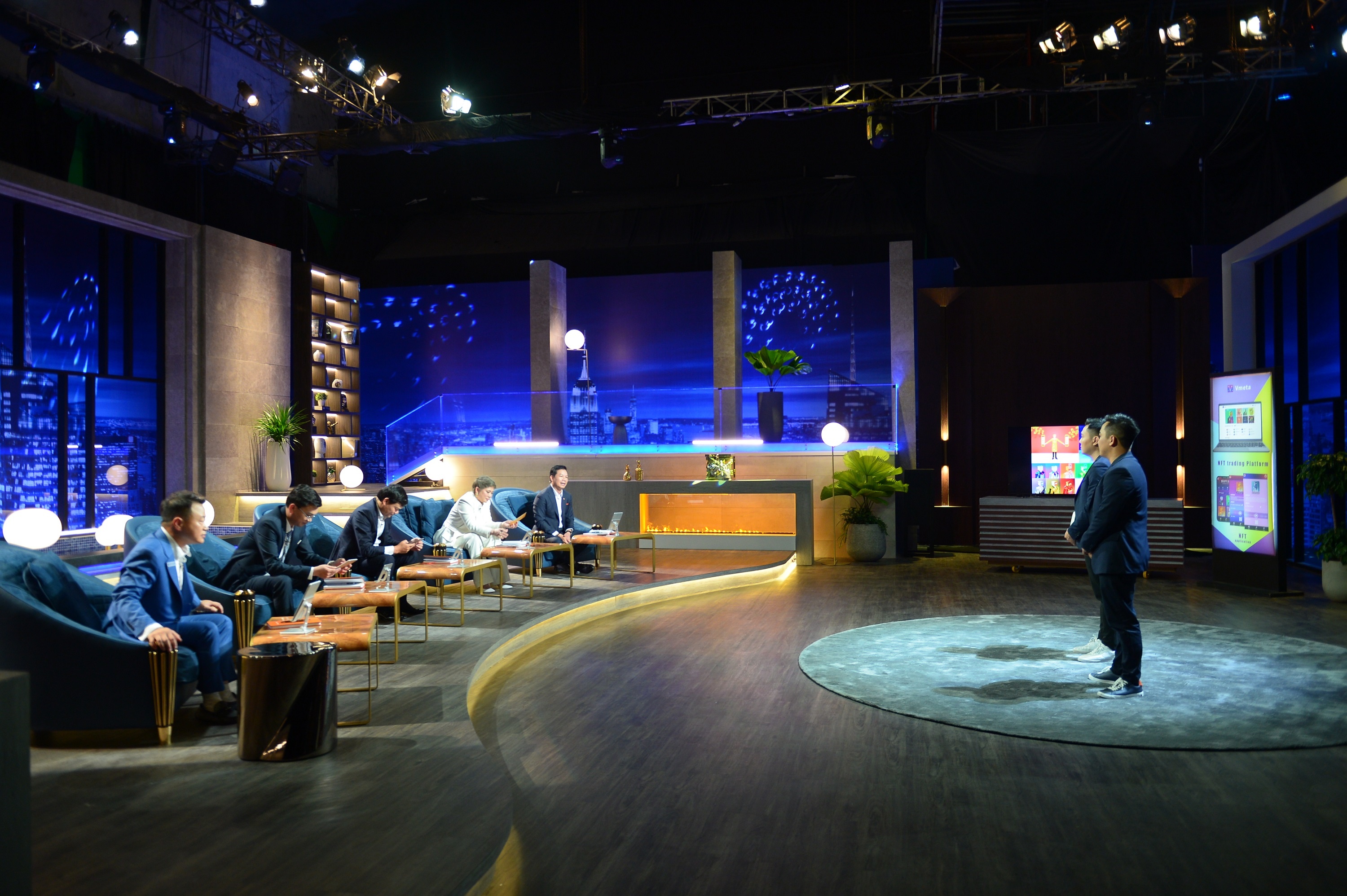 Shark Lien,  Shark Tank mua 5 anh 1