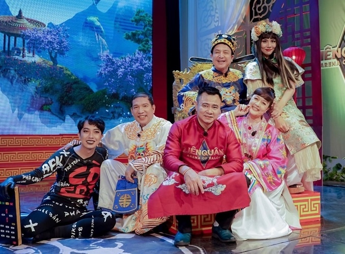 Lien Quan Mobile he lo chuoi su kien hap dan nua cuoi nam hinh anh