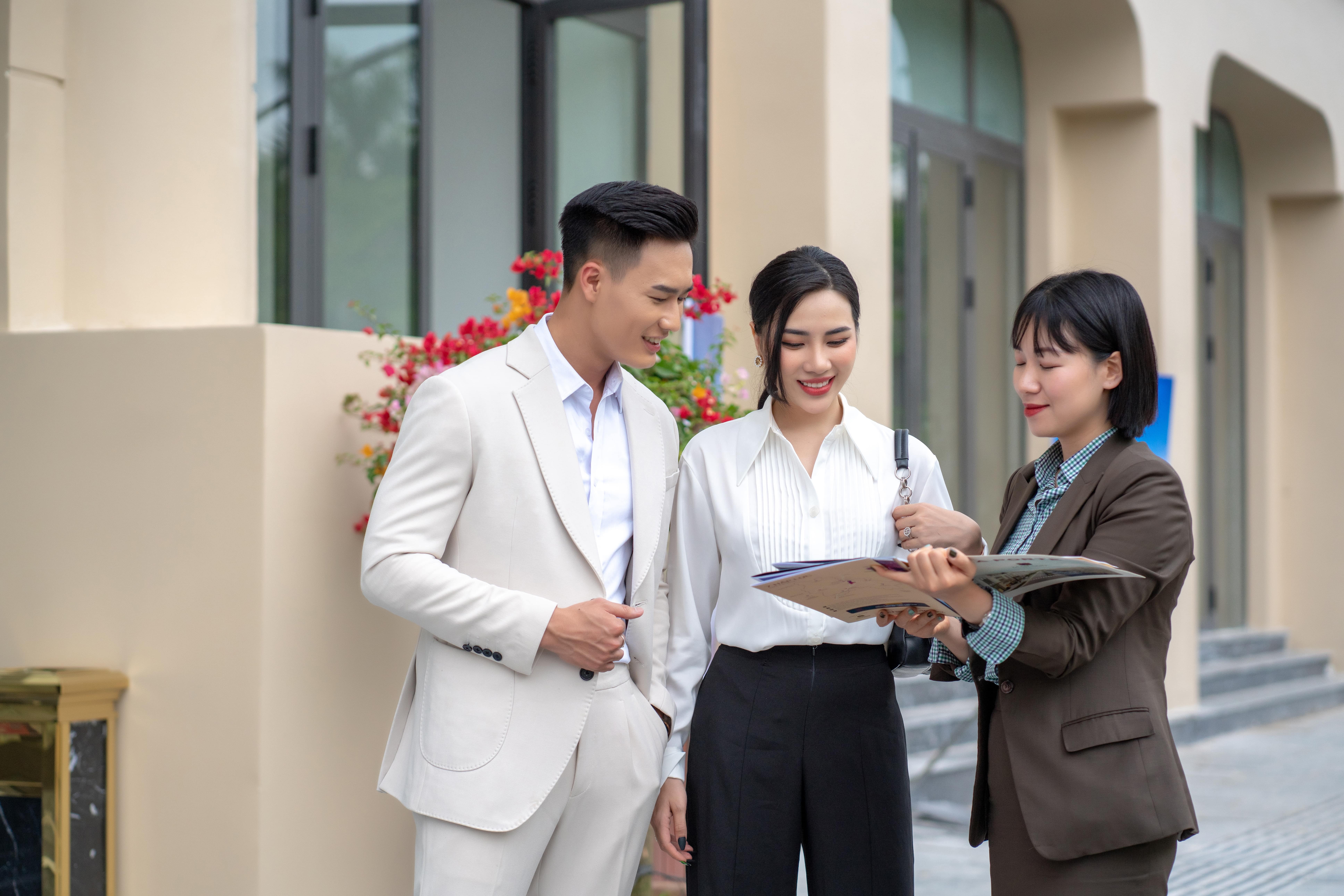 Bat dong san cua khau anh 2