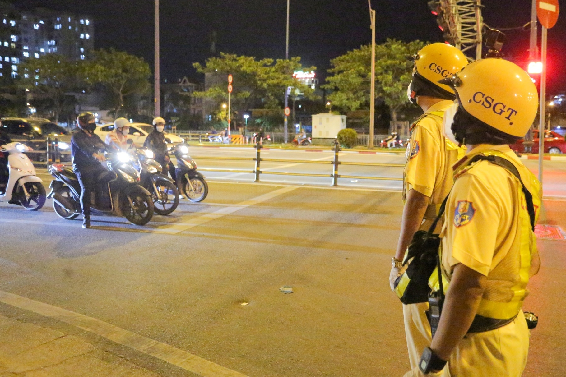 Kiem tra phat nguoi qua Zalo de tranh lua dao hinh anh