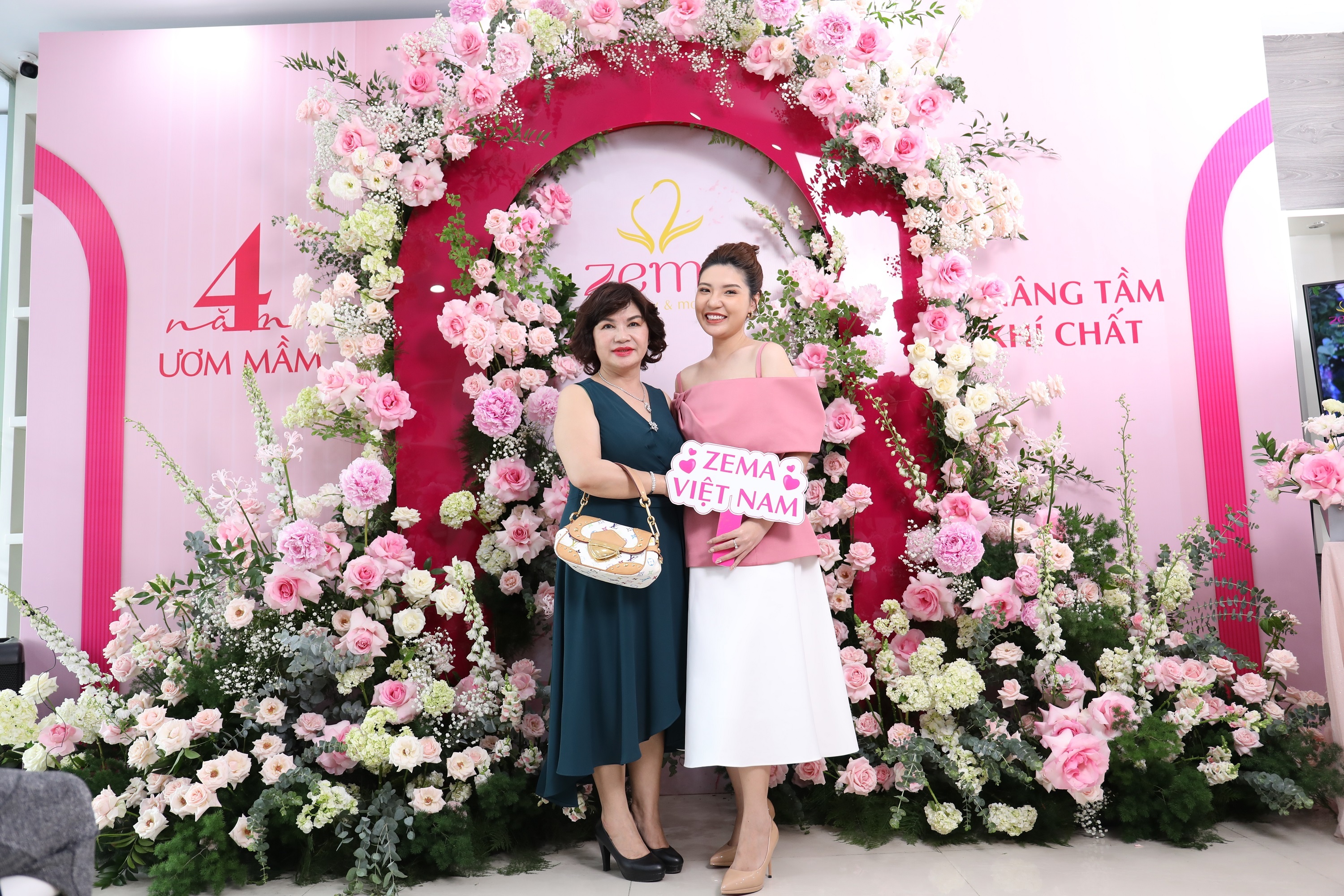 Zema,  Toc Tien anh 1