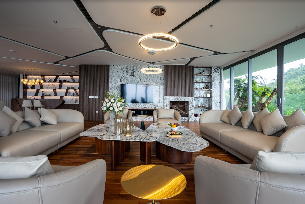 Flamingo Cat Ba anh 2