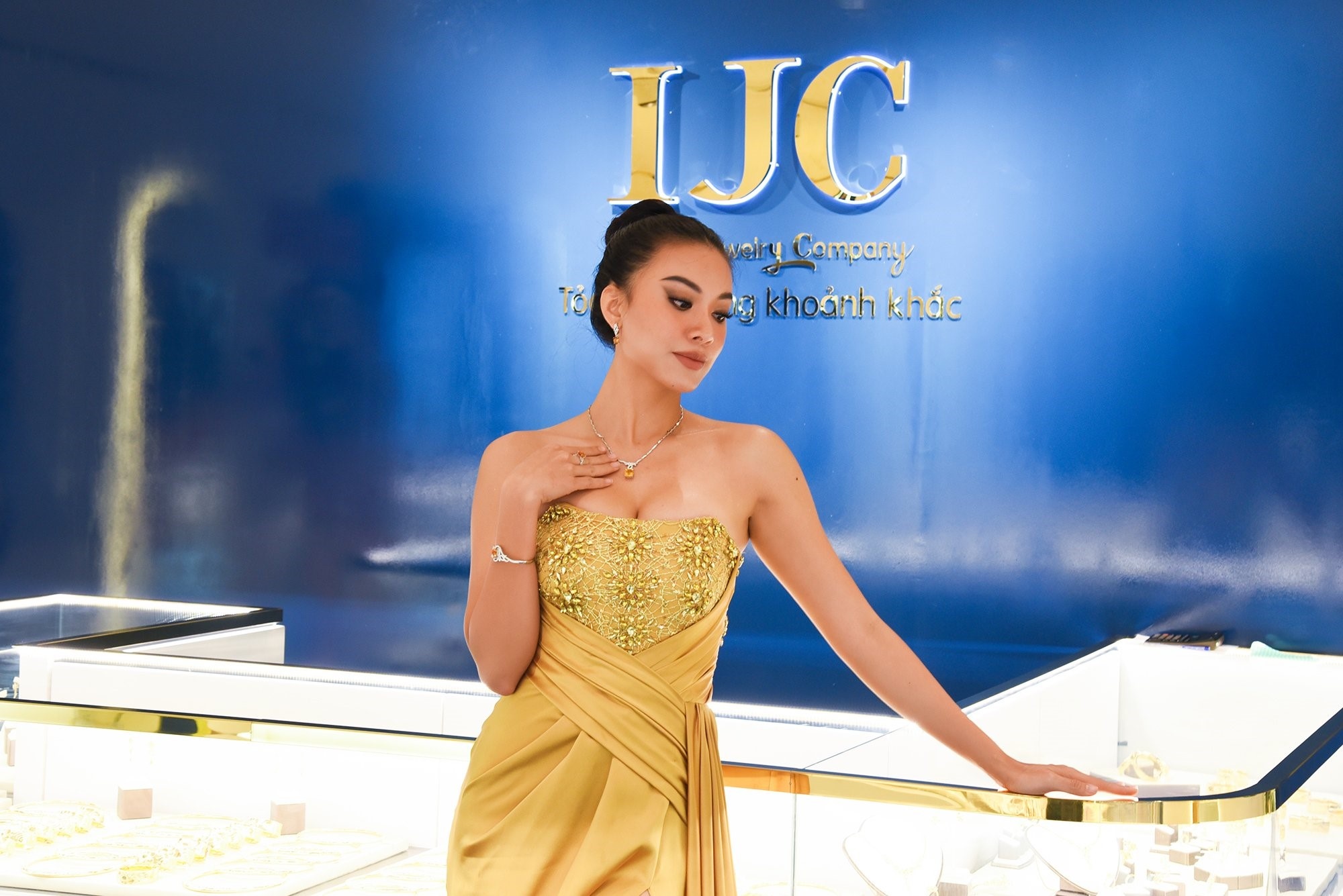 Trang sức IJC ảnh 1 Trang suc IJC anh 1