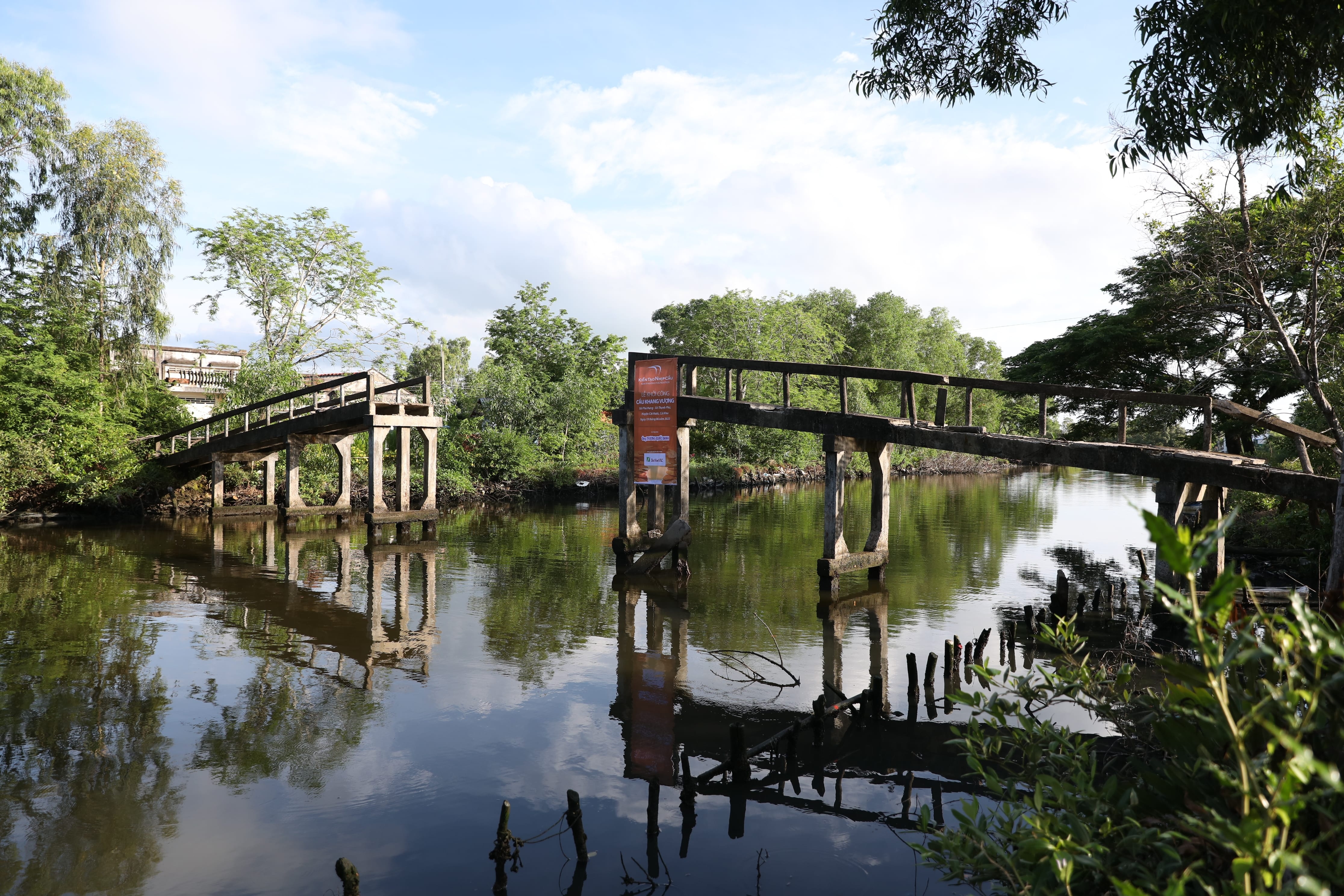 Quy Nam Phuong,  vi cong dong anh 6