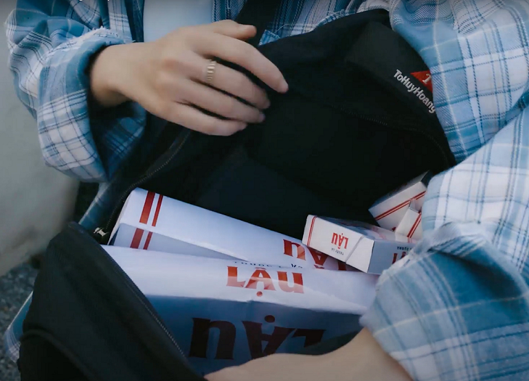 FAPTV lam clip ve quy dinh phat 3 trieu khi mua mot bao thuoc la lau hinh anh