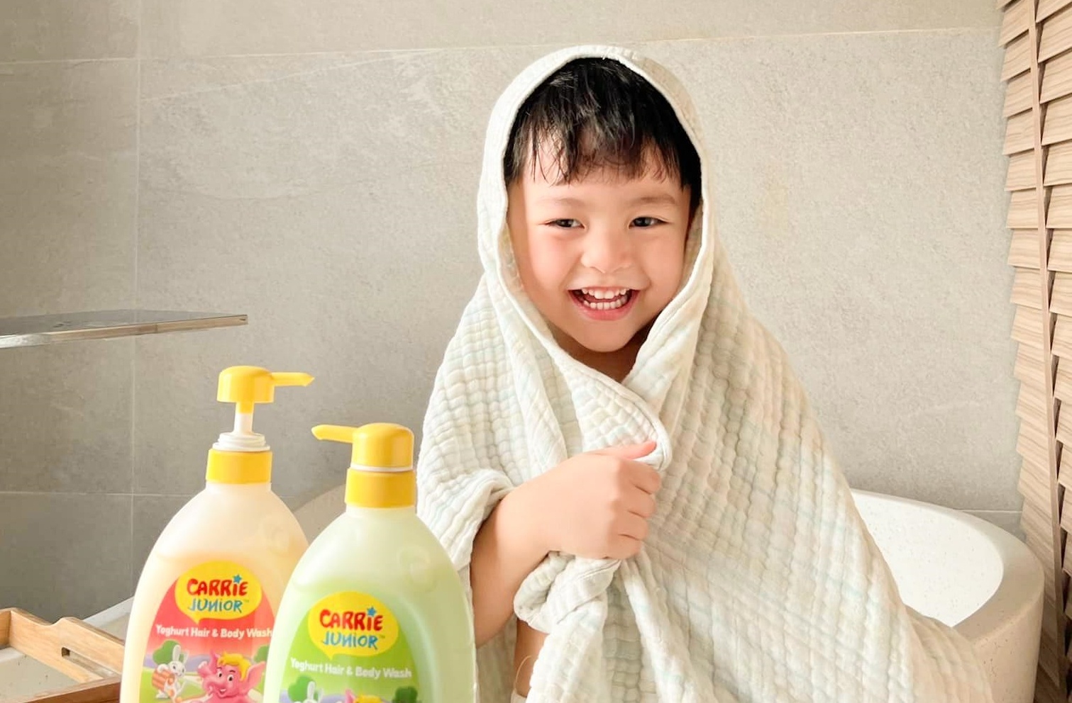 Chuyen gia chia se bi quyet 'giai cuu' lan da be vao ngay he nang nong hinh anh