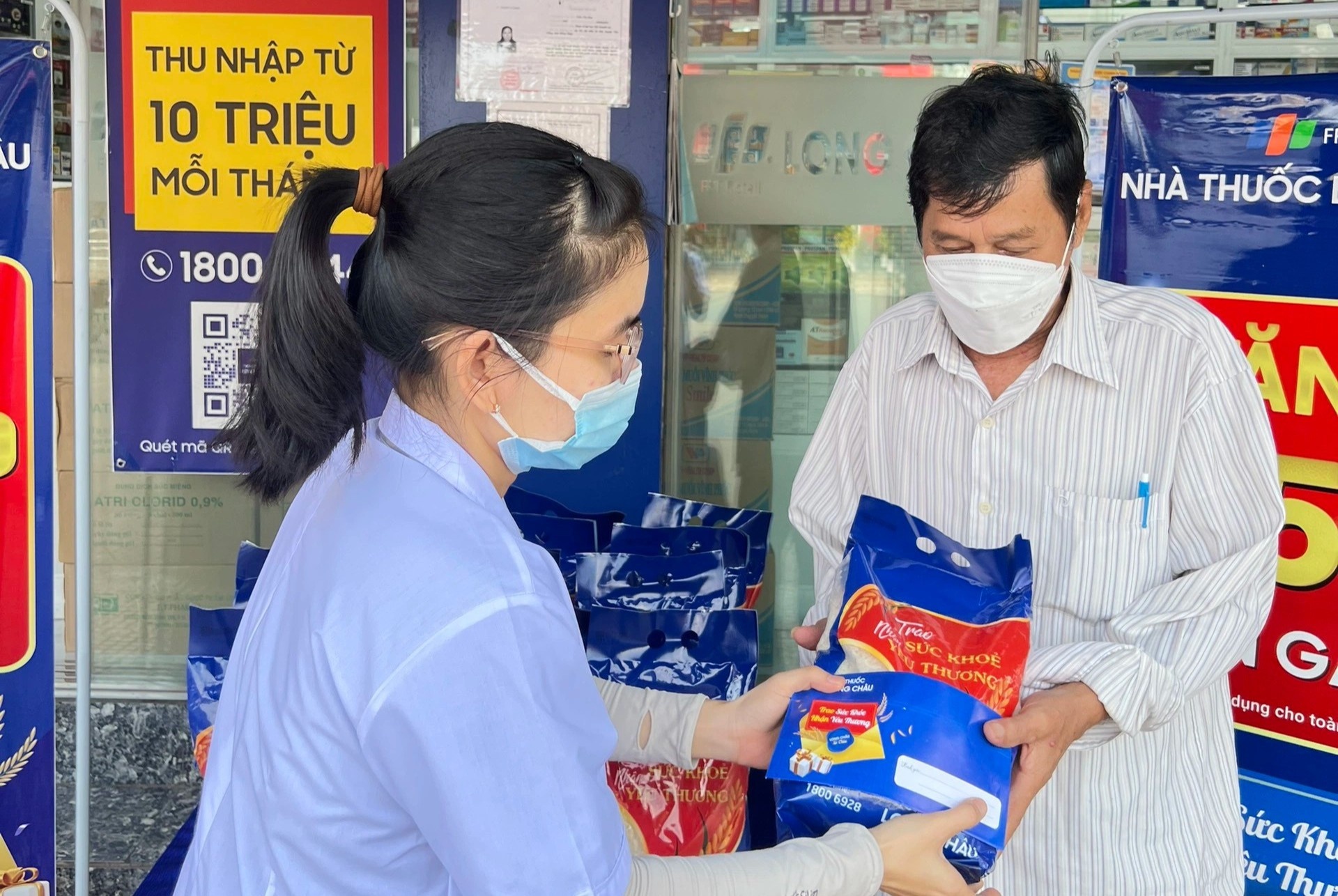 FPT Long Chau tiep tuc hanh trinh chung tay vi cong dong hinh anh