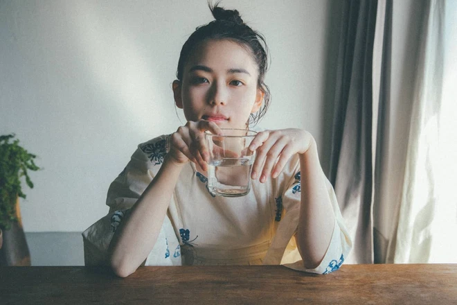 3 thoi quen uong nuoc can thay doi de co the khoe manh hinh anh