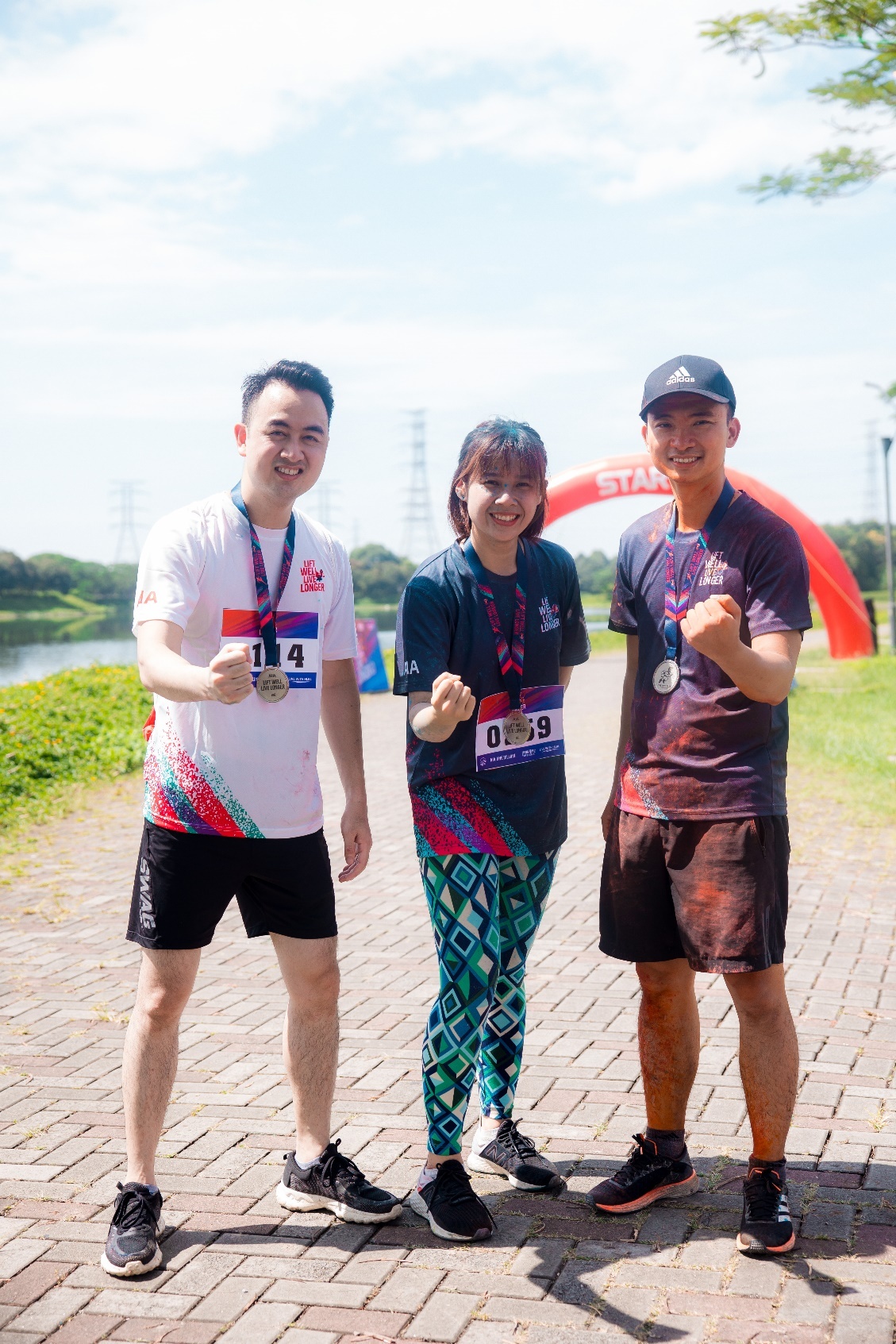 Tap doan AIA,  moi truong lam viec anh 5