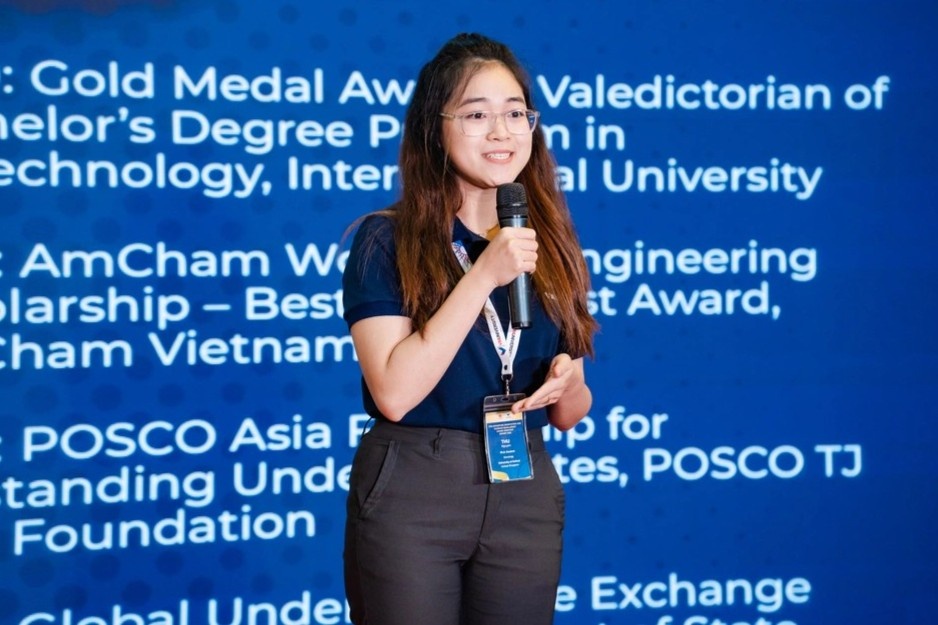 Vingroup trao hoc bong 48 ty, thiet lap mang luoi hoc gia tre toan cau hinh anh