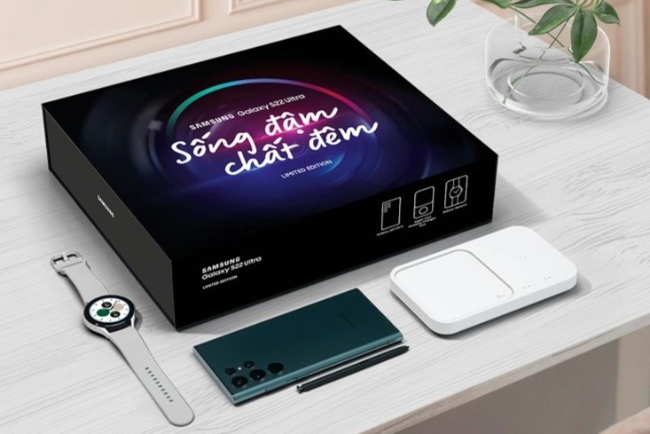‘Song dam chat dem’ cung bo suu tap gioi han Samsung Galaxy S22 Ultra hinh anh