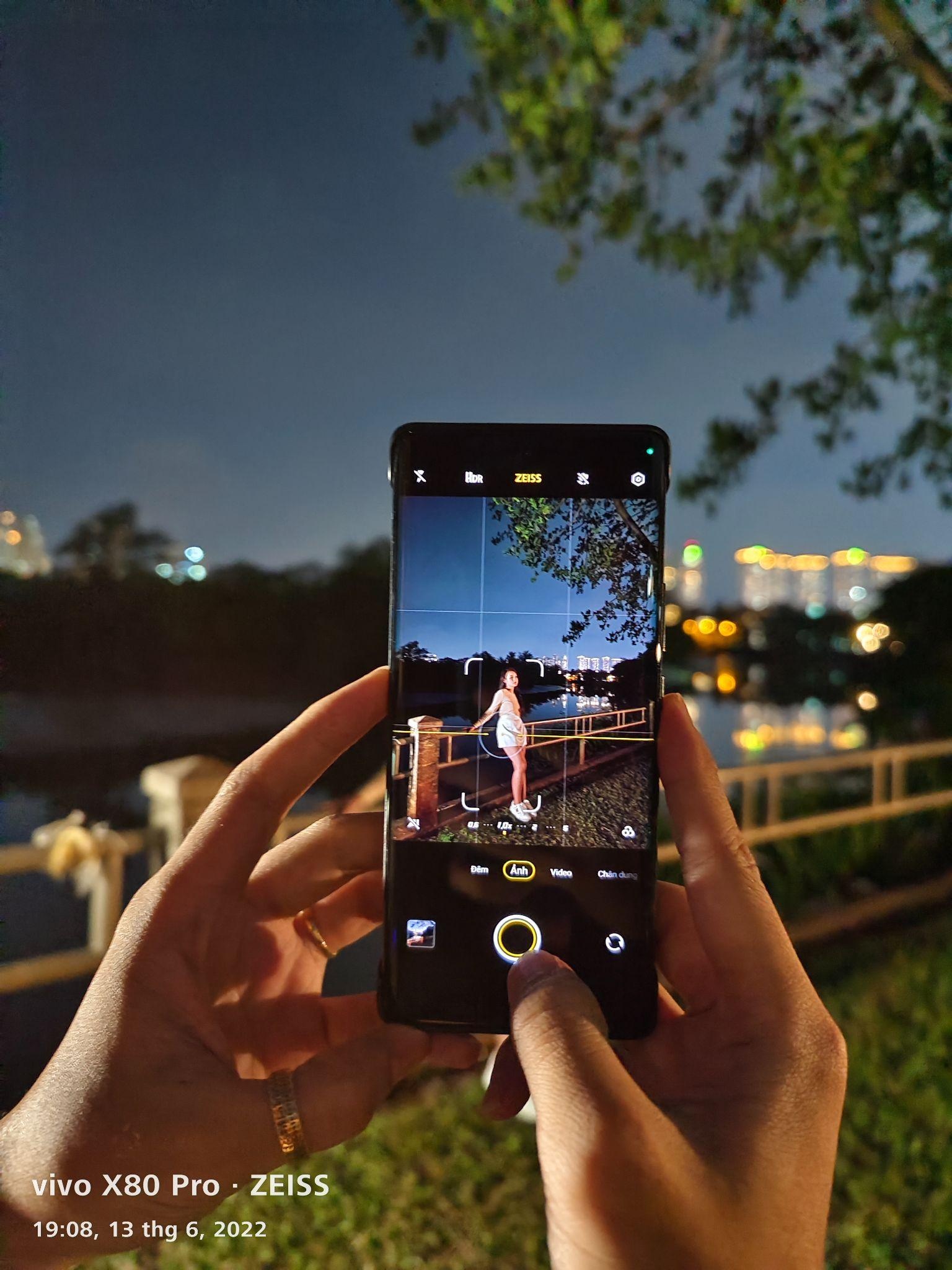 vivo X80 Pro,  X80 Pro anh 2