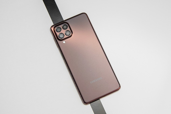 Galaxy M53 5G,  MediaTek Dimensity 900 anh 2