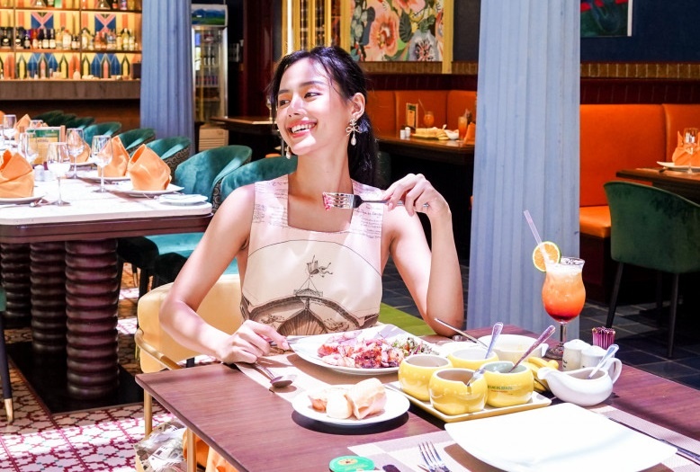 ‘Bua tiec’ trai nghiem da sac mau tai NovaWorld Phan Thiet hinh anh