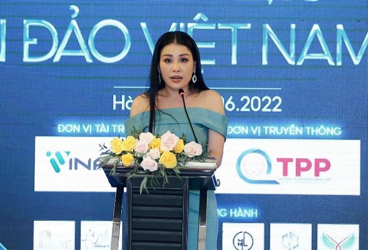 Tam huyet cua truong ban to chuc Hoa hau Bien Dao Viet Nam 2022 hinh anh