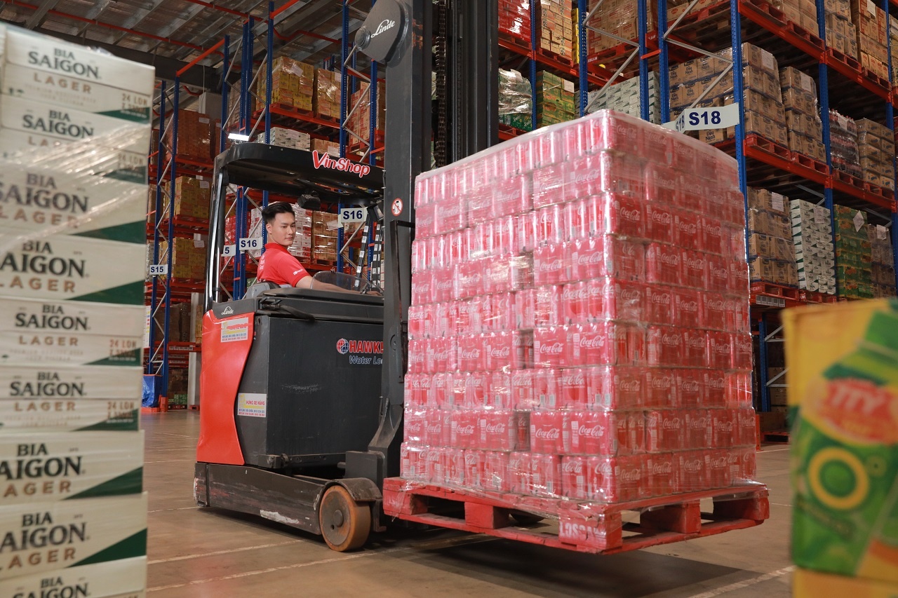 Vi sao One Mount can Google cho muc tieu 'tan cong' thi truong ty USD? hinh anh