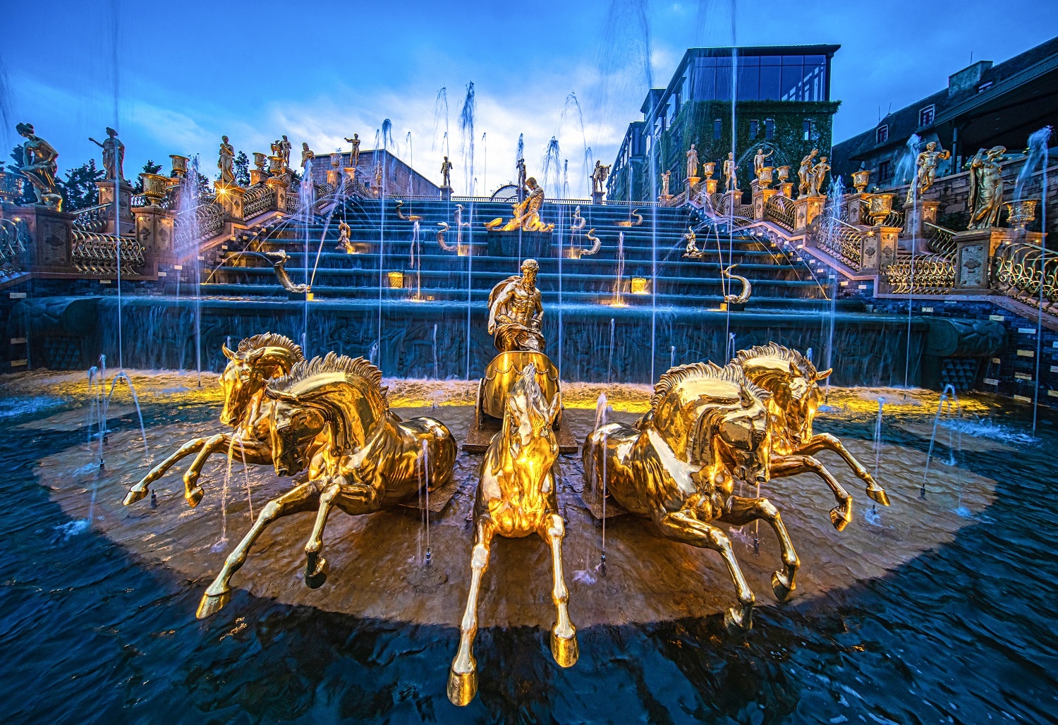 Can canh nhung tuyet tac doc dao tai Thac than Mat troi Ba Na Hills hinh anh