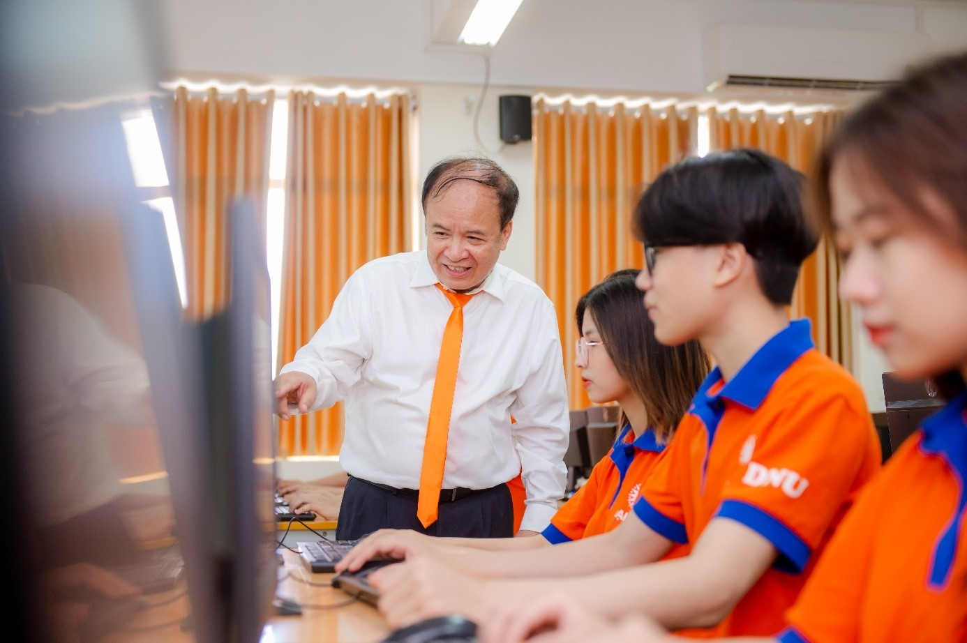 Xet tuyen hoc ba dai hoc anh 6