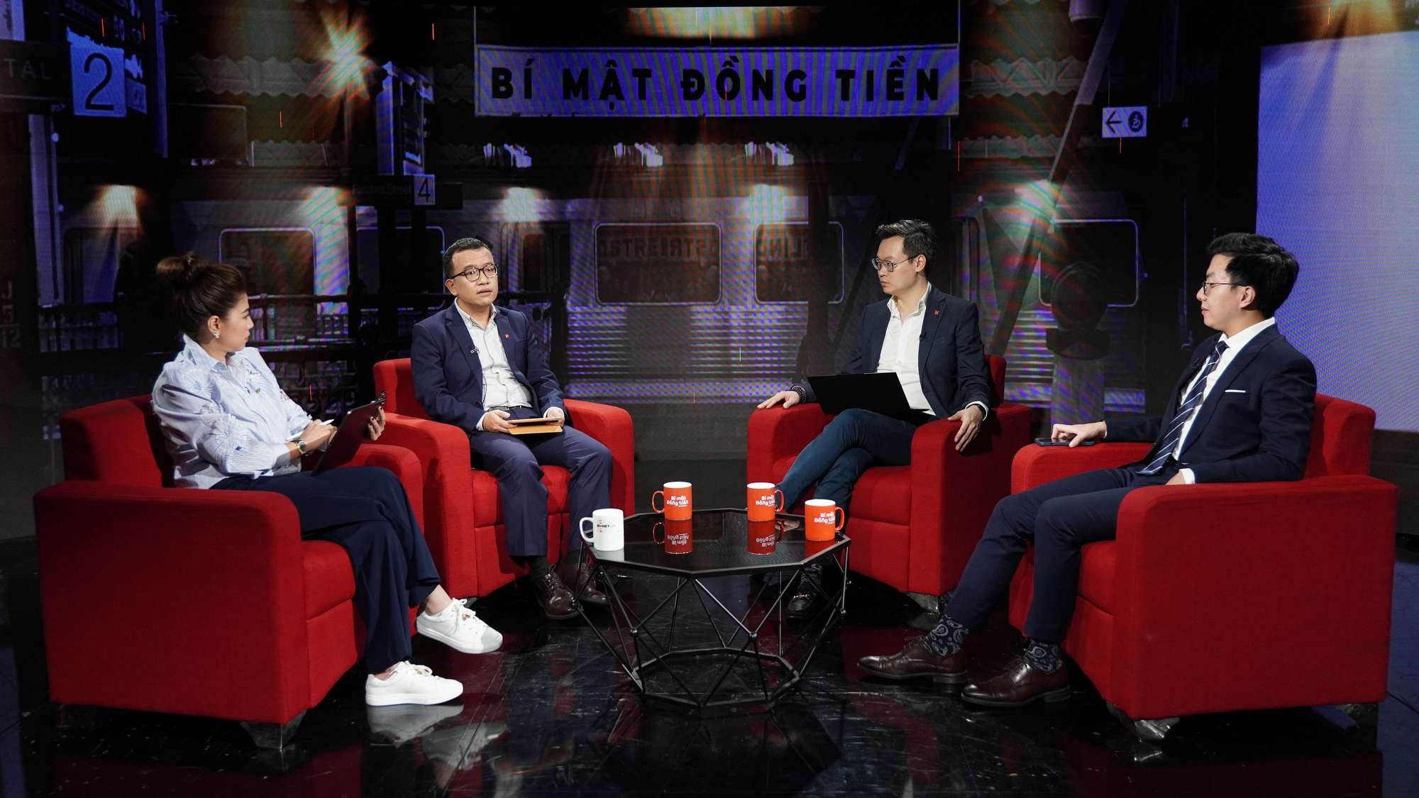 nha dau tu,  dau tu thong minh anh 3