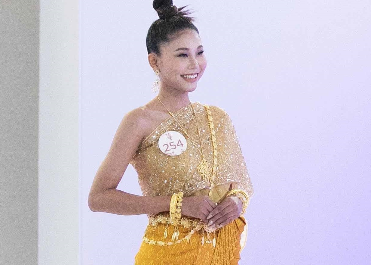 Chuong trinh dong hanh Hoa hau cac Dan toc Viet Nam len song hinh anh