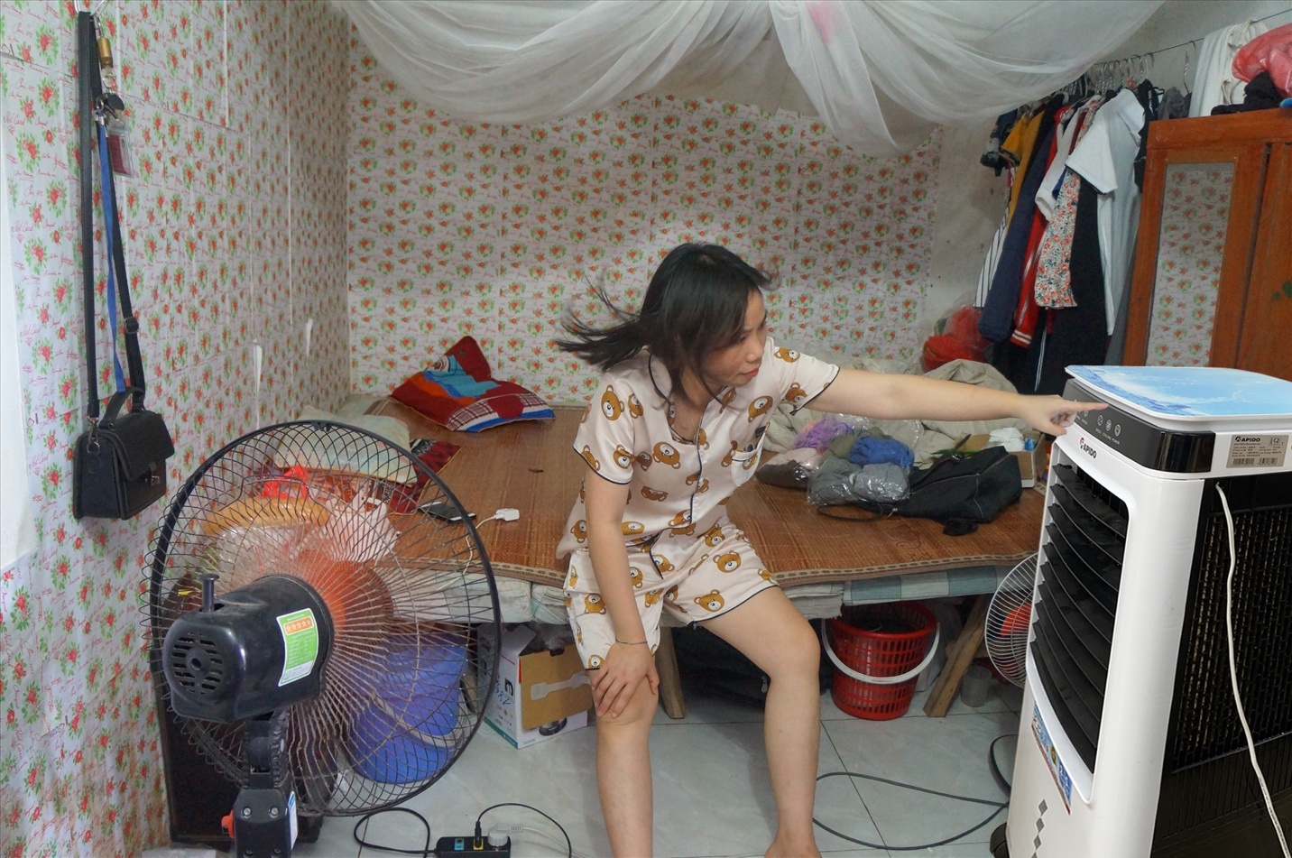 quat dieu hoa Rapido,  nang nong anh 3