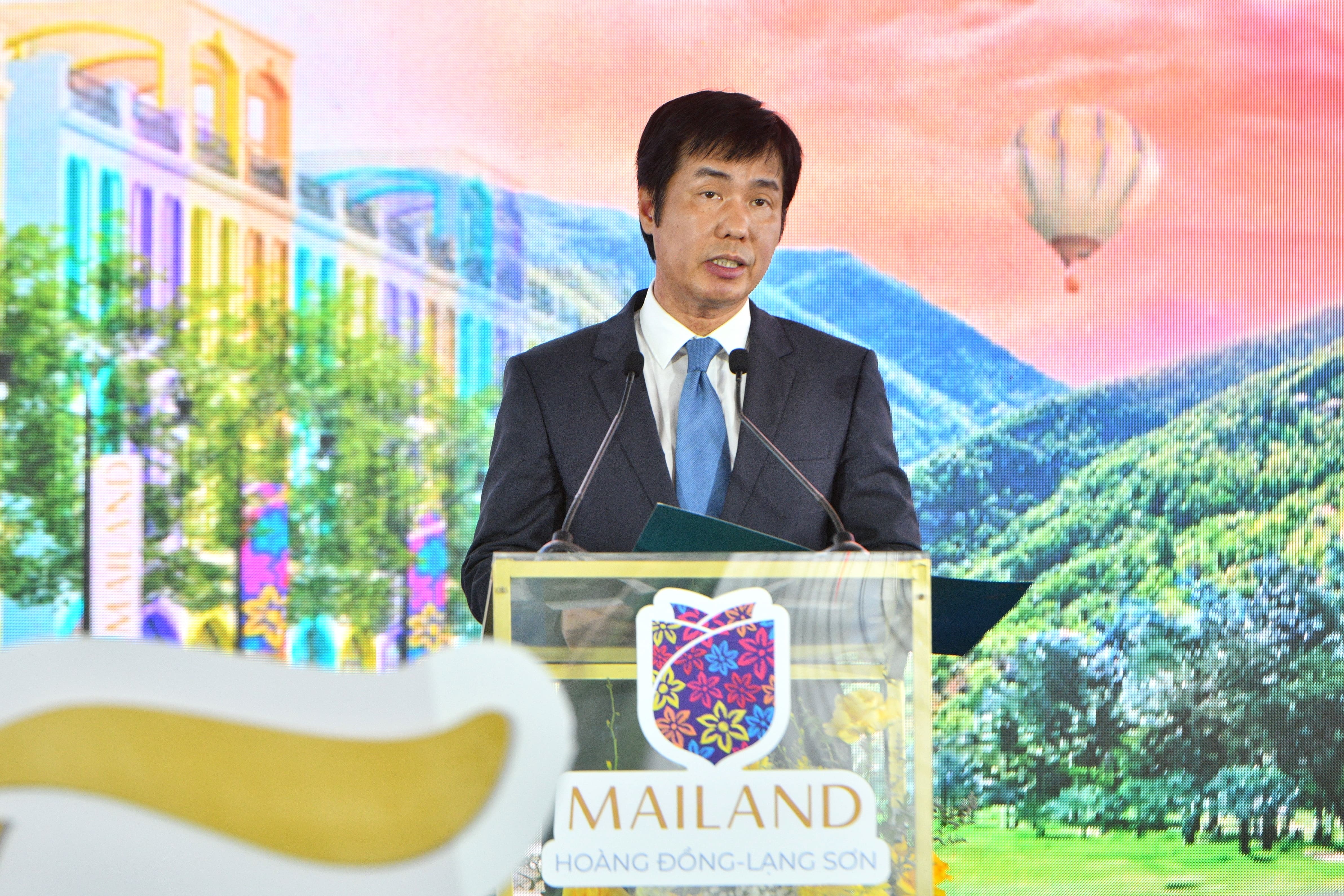 Mailand Hoang Dong anh 14