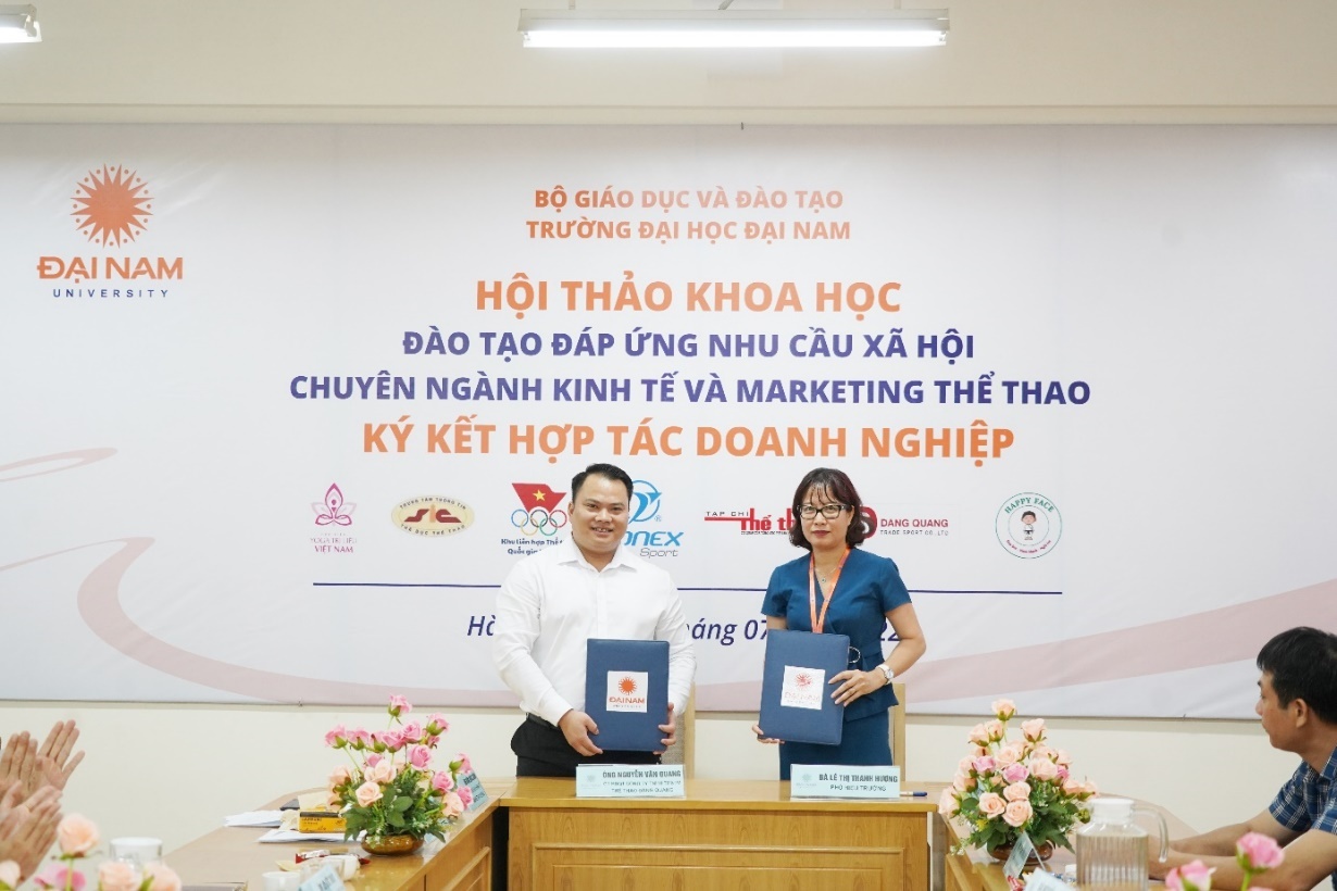 the thao,  tuyen sinh anh 4