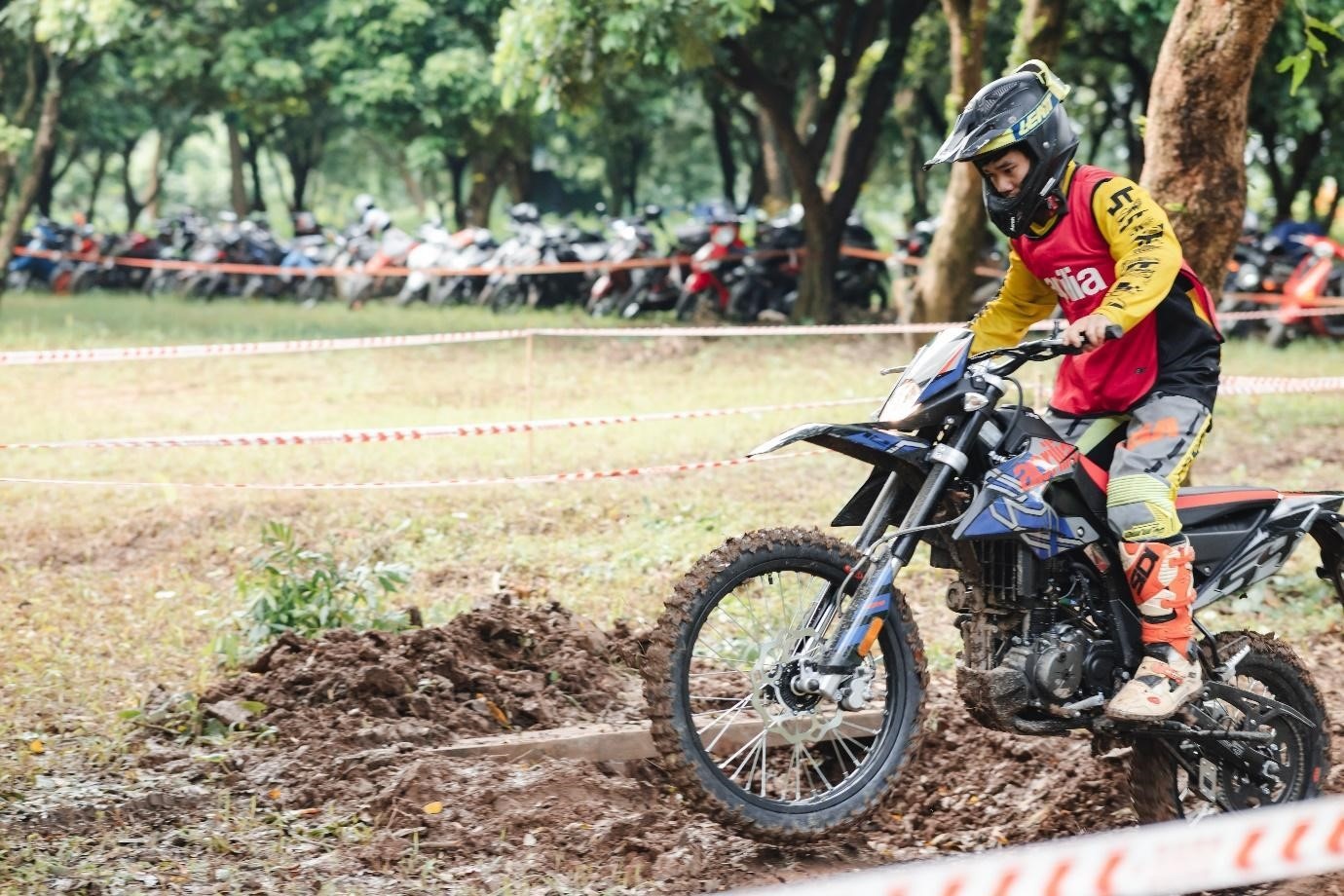 mo to dia hinh anh 4