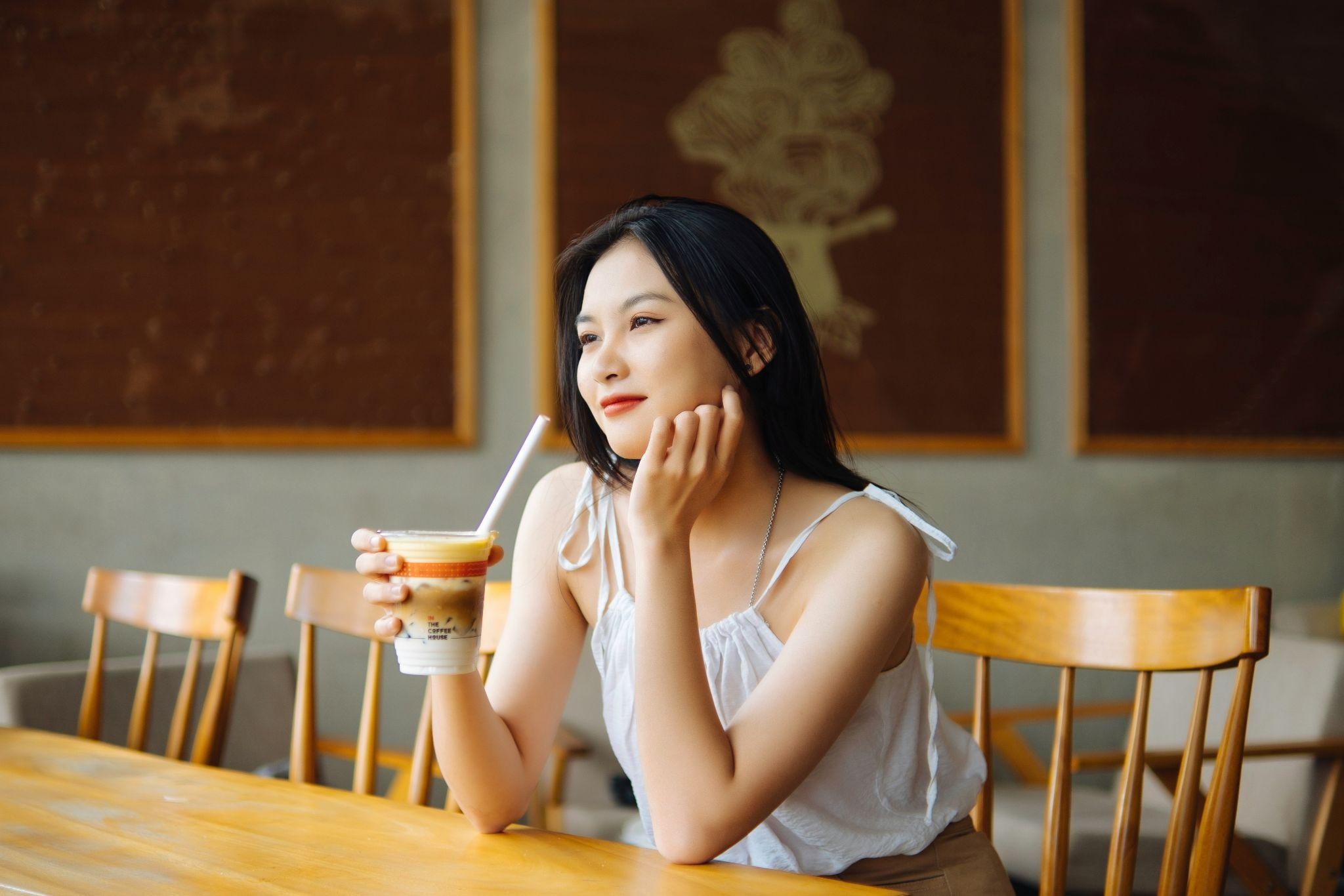 The Coffee House anh 2