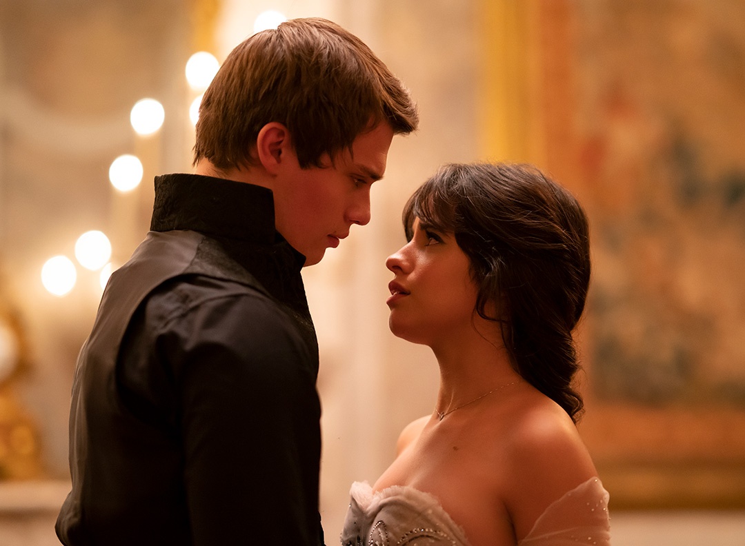 Camila Cabello va man hoa than trong ‘Lo Lem thoi dai’ tren FPT Play hinh anh