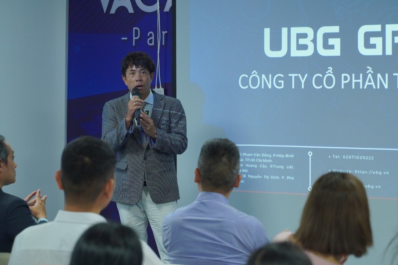 UBG Mart 4.0 anh 1