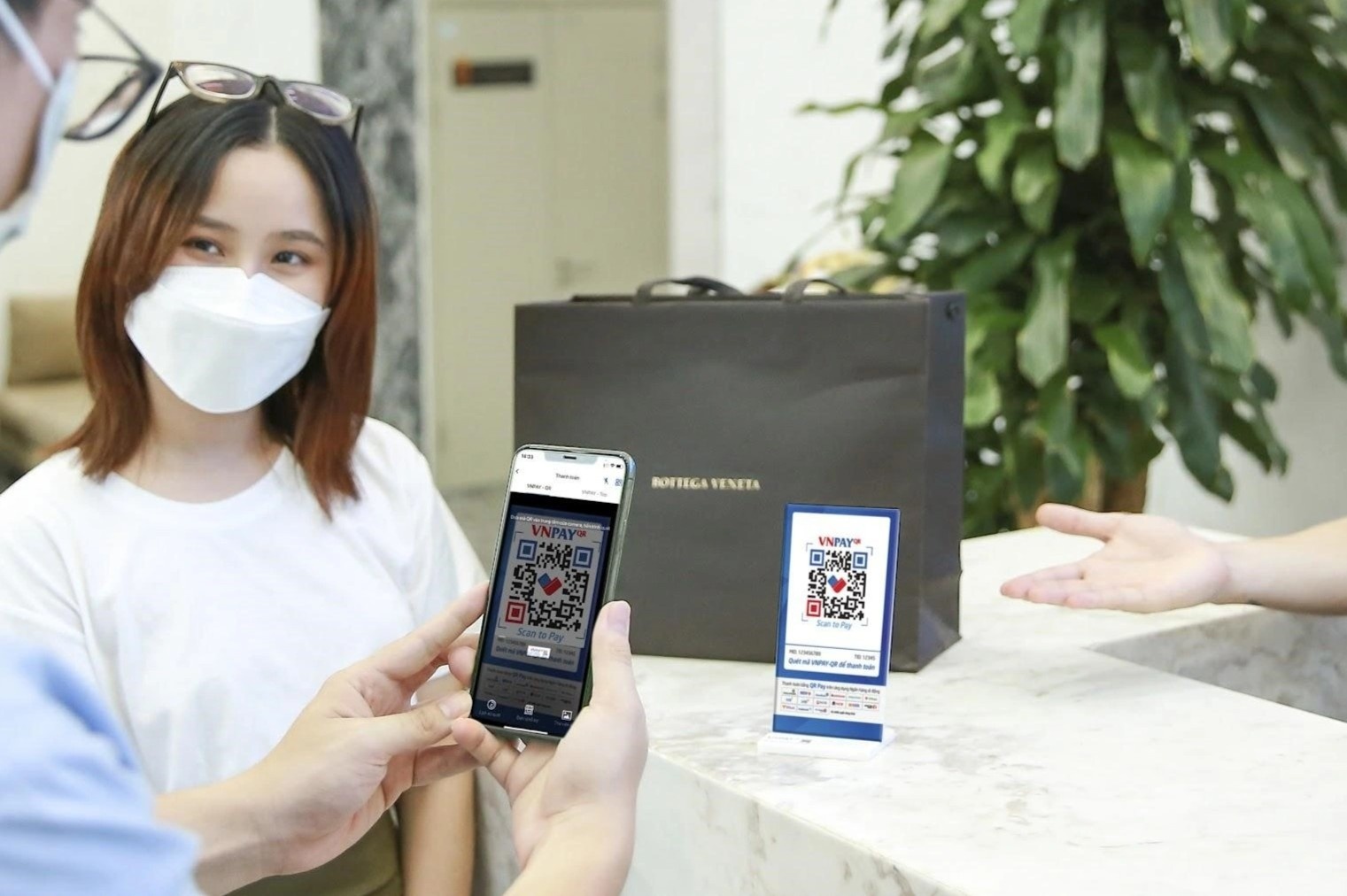 Su khac biet va tien loi cua phuong thuc thanh toan VNPAY-QR hinh anh