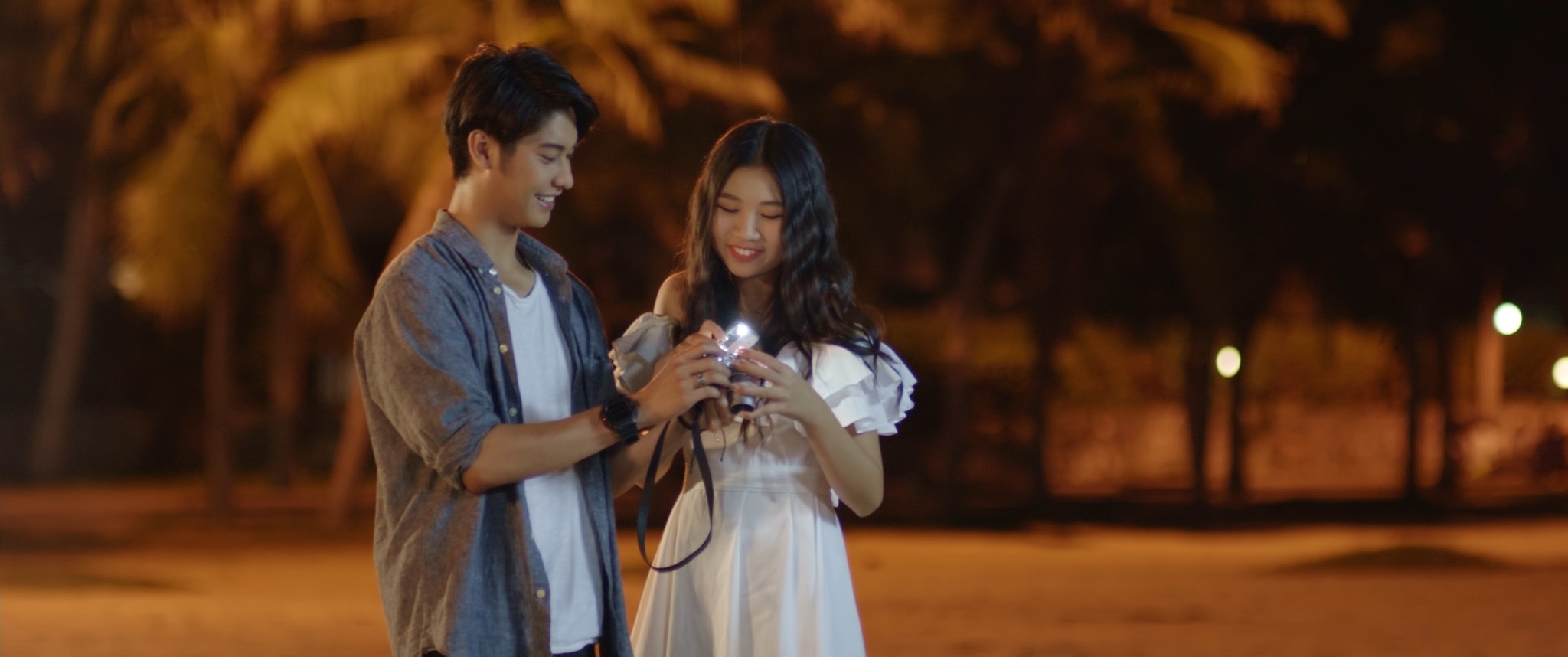 phim chieu rap,  August Vachiravit anh 4