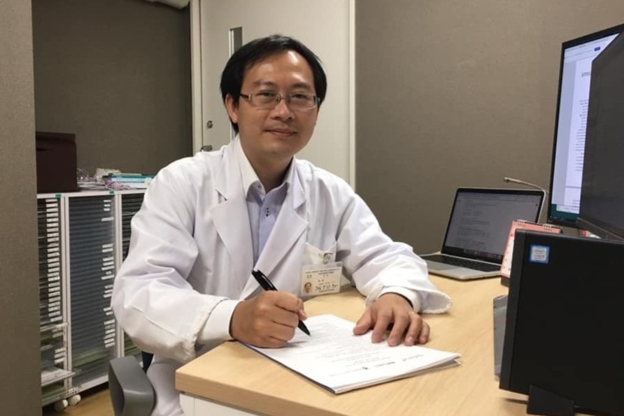 'Bac si la tham muu, thuoc men la vu khi chien thang ung thu' hinh anh